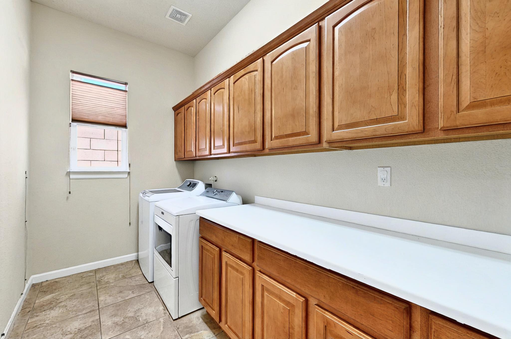 21 LOS BALCONES Place NE