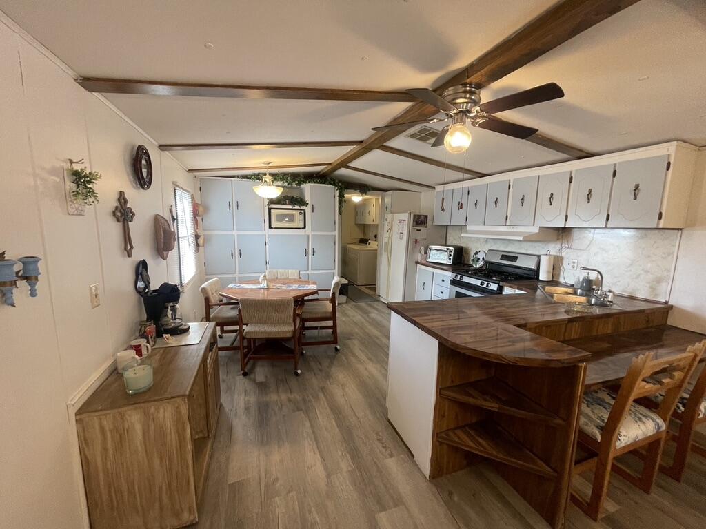 106 YUCCA Drive