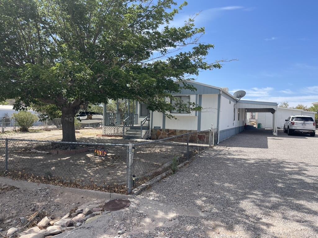 106 YUCCA Drive