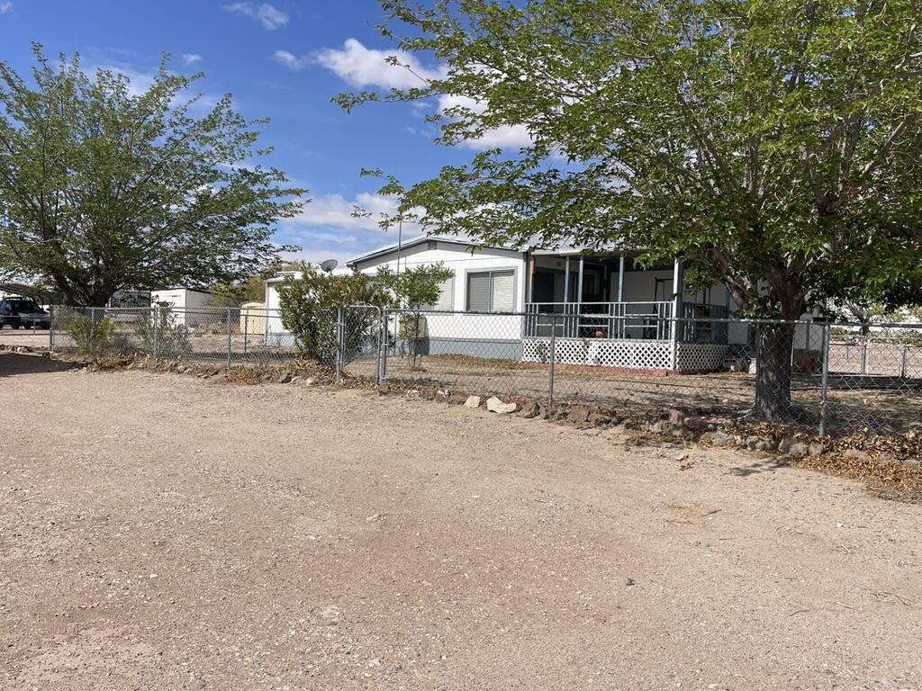 106 YUCCA Drive