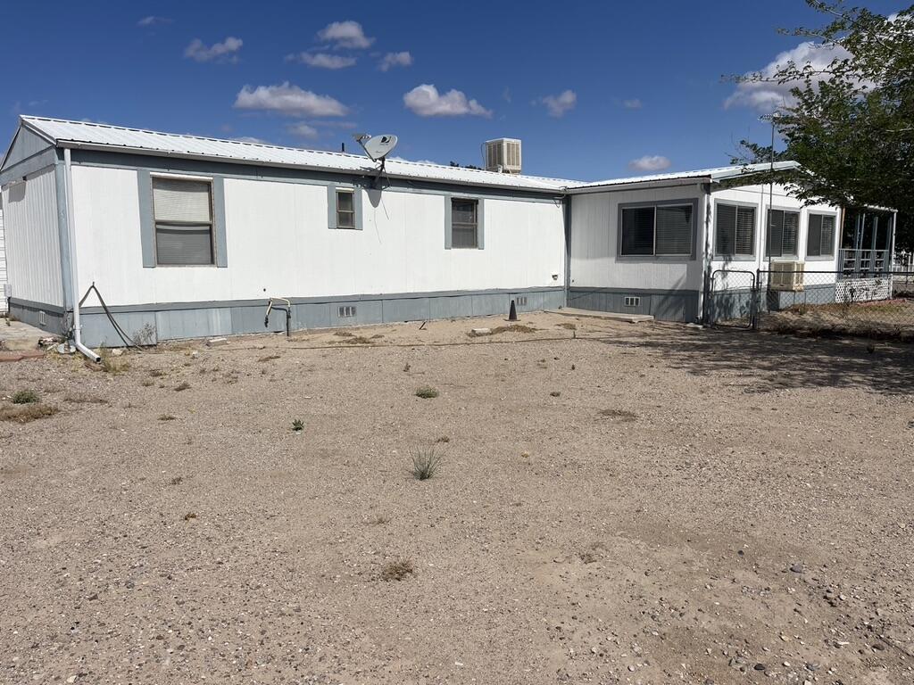 106 YUCCA Drive