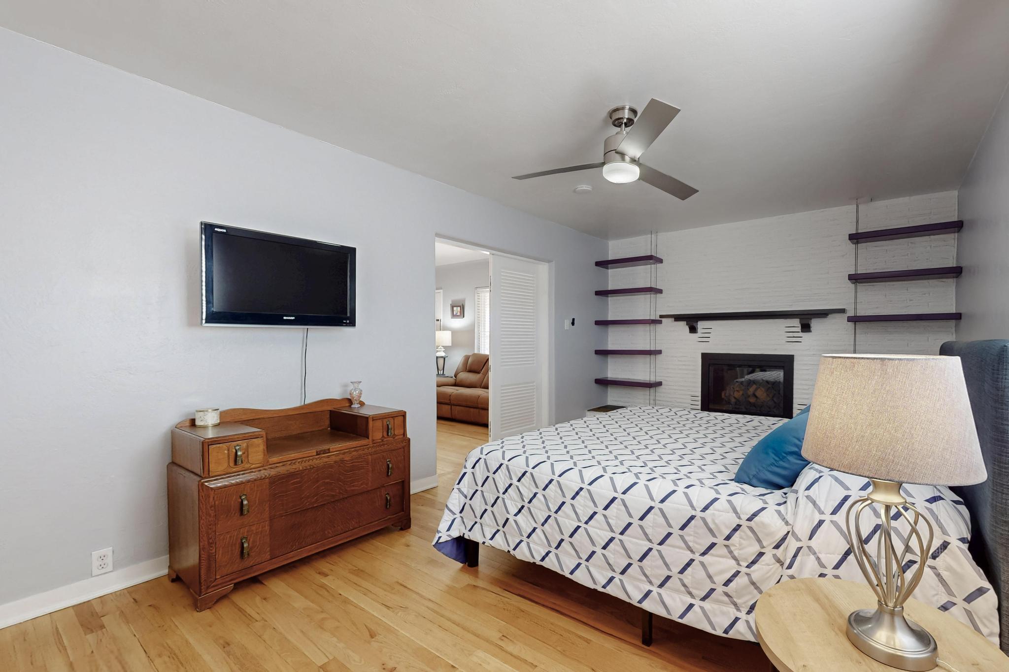 5416 EL ENCANTO Place NE