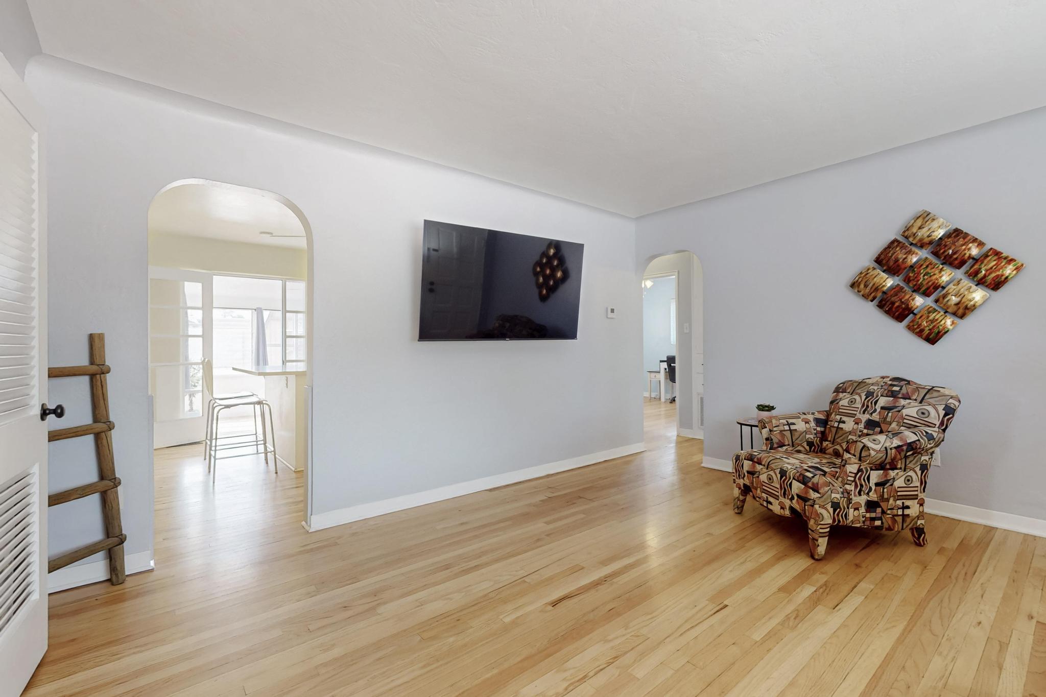 5416 EL ENCANTO Place NE