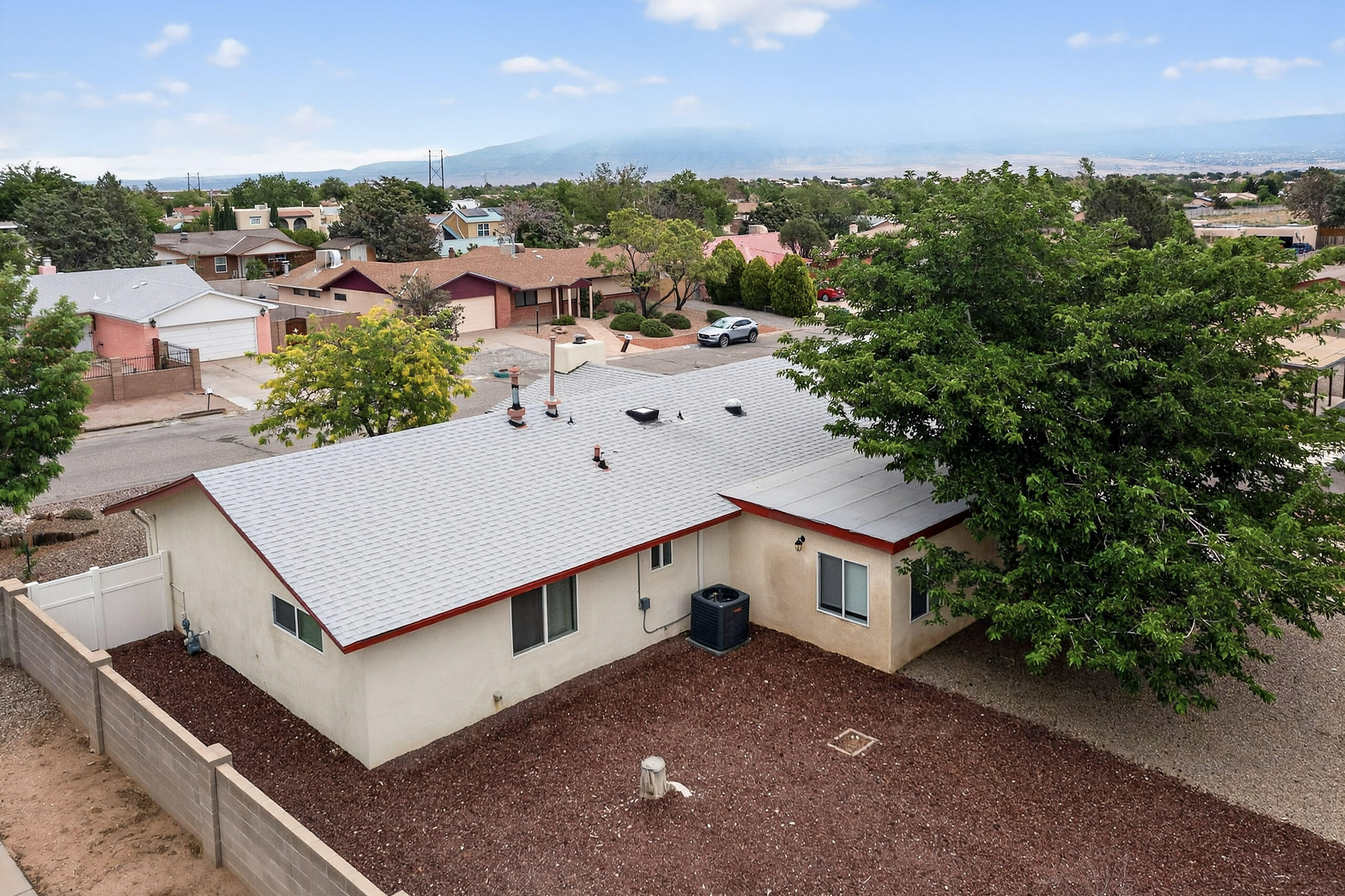 2110 TWISTED JUNIPER Road SE