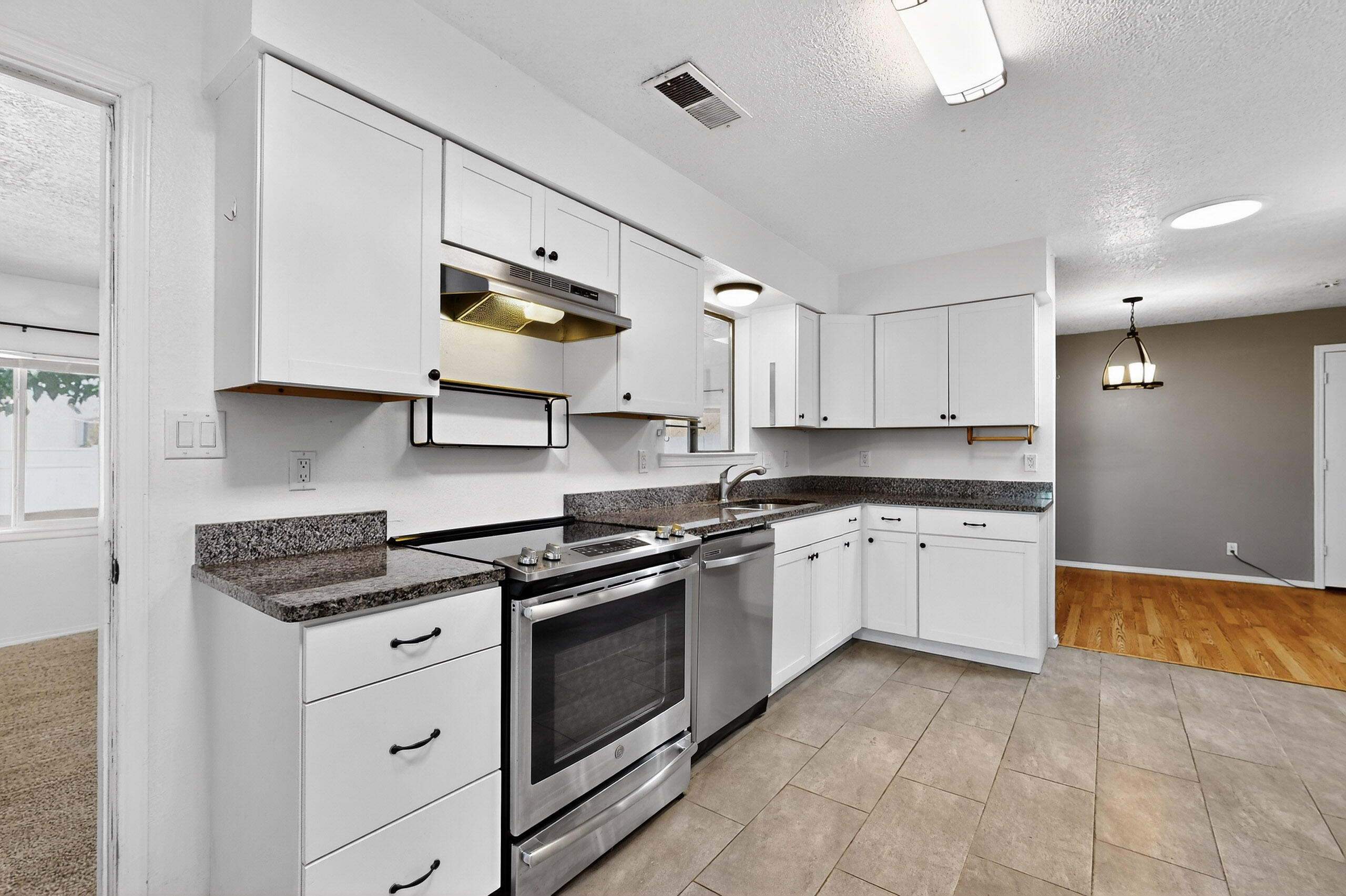 2110 TWISTED JUNIPER Road SE