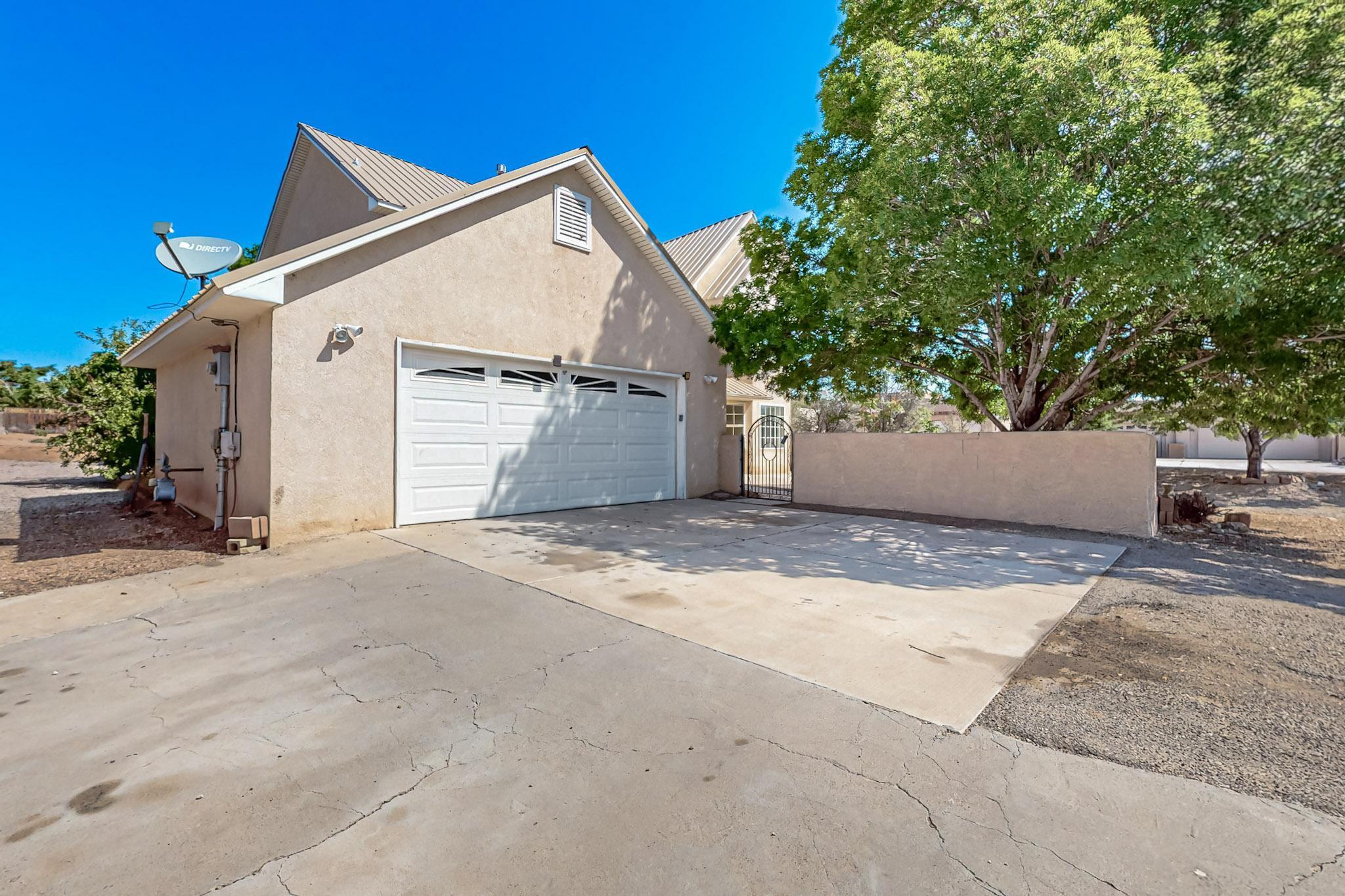 717 MONTERREY Road NE