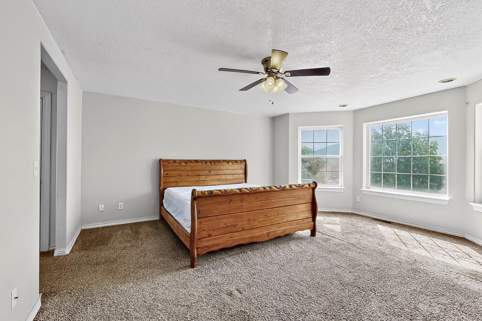 717 MONTERREY Road NE