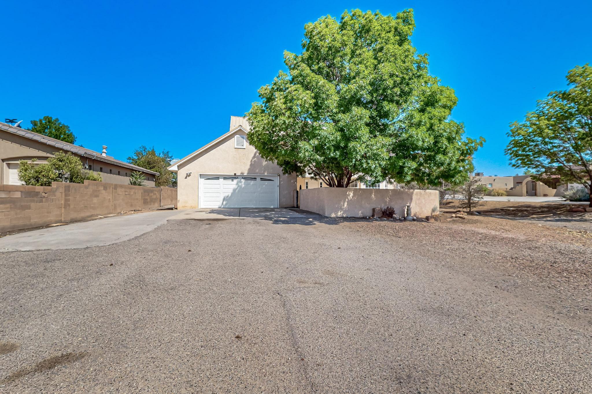 717 MONTERREY Road NE