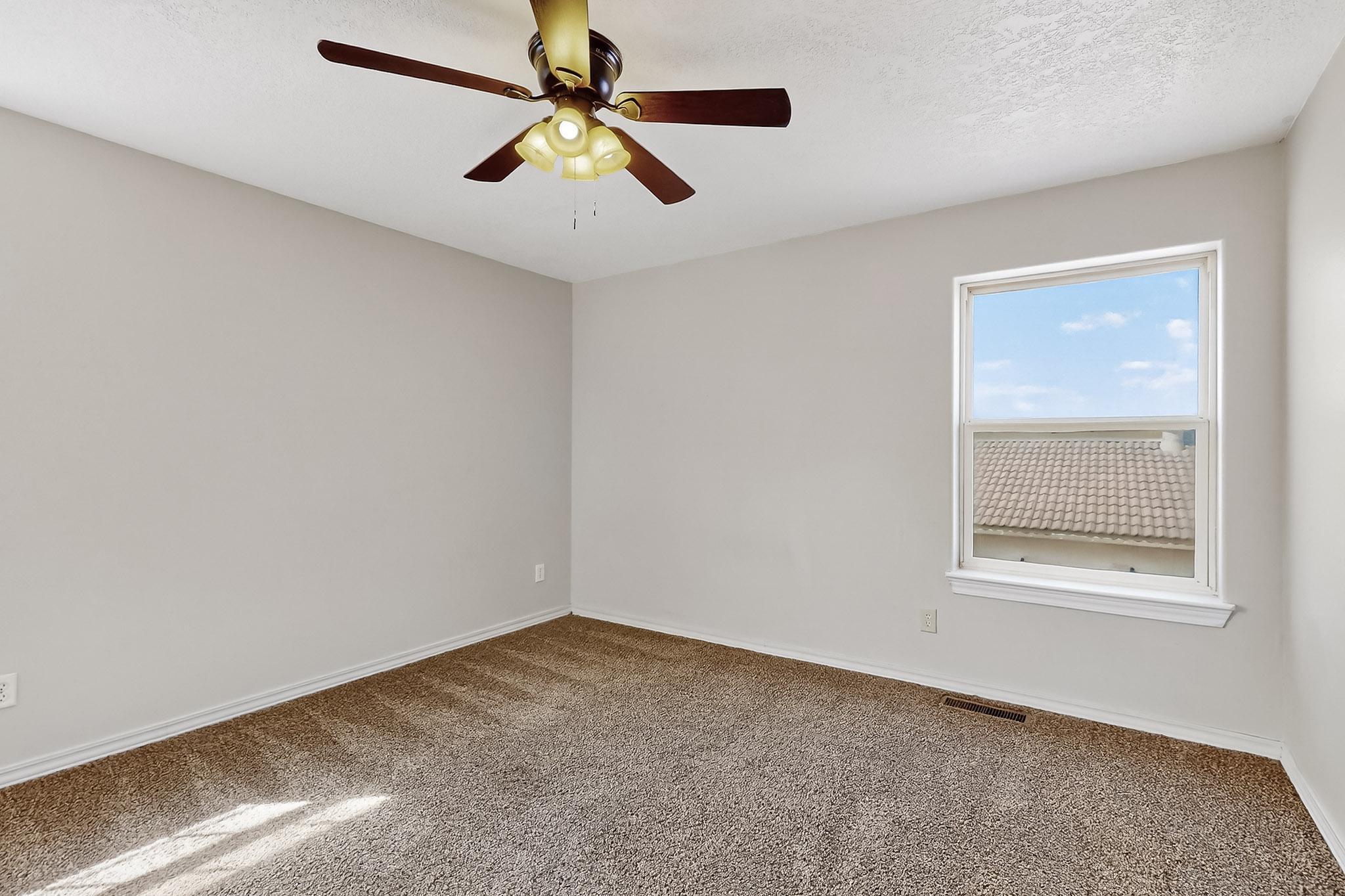 717 MONTERREY Road NE