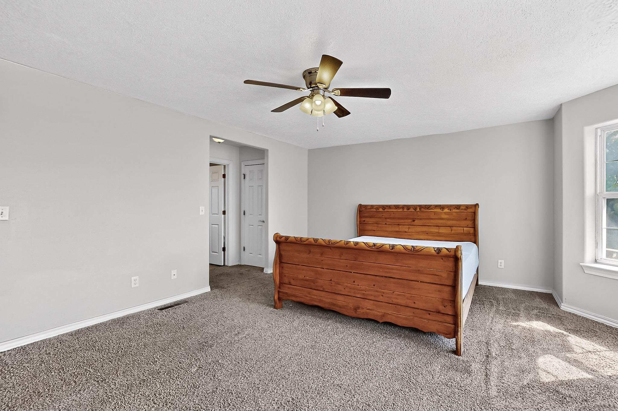 717 MONTERREY Road NE