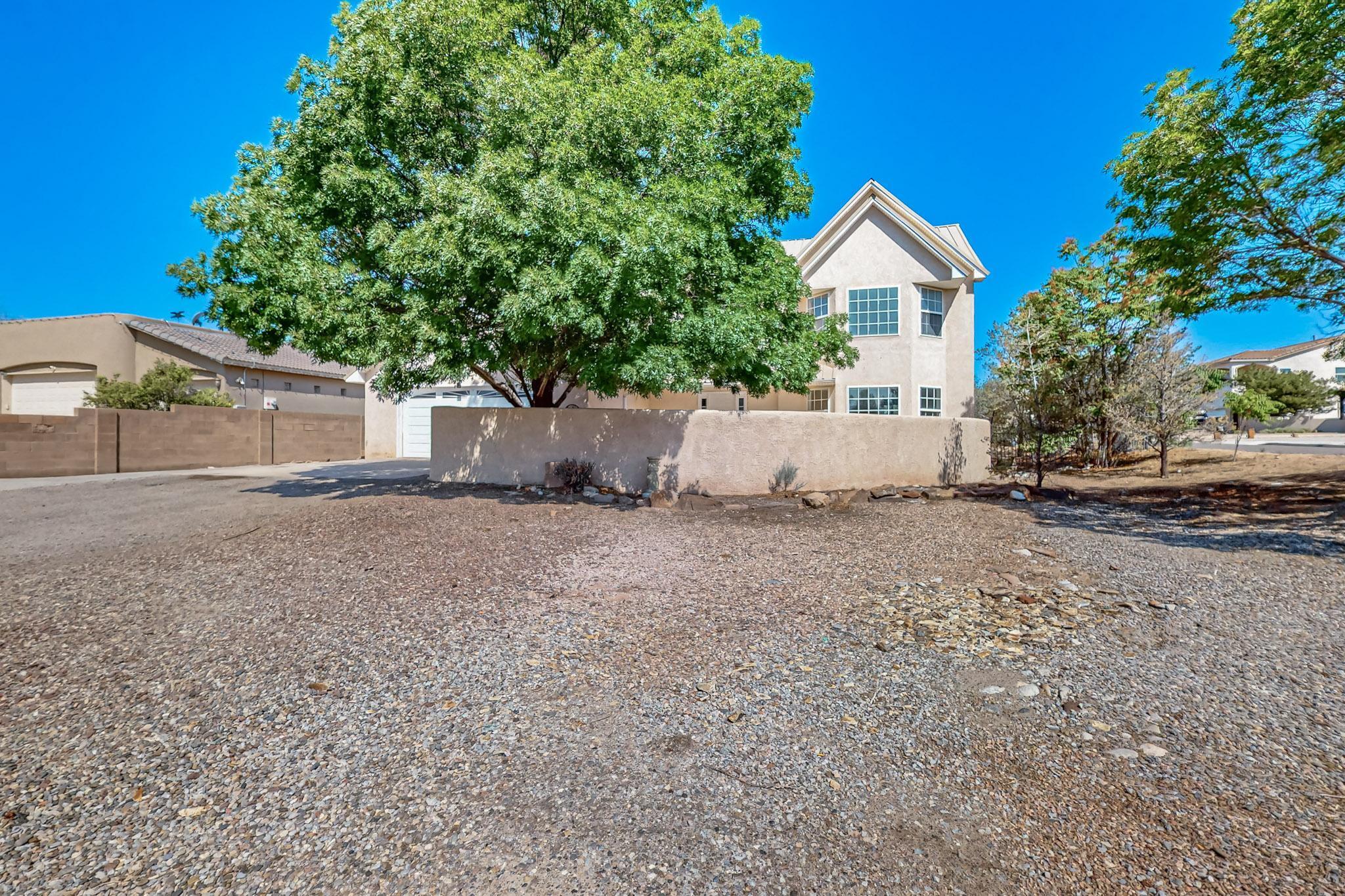 717 MONTERREY Road NE