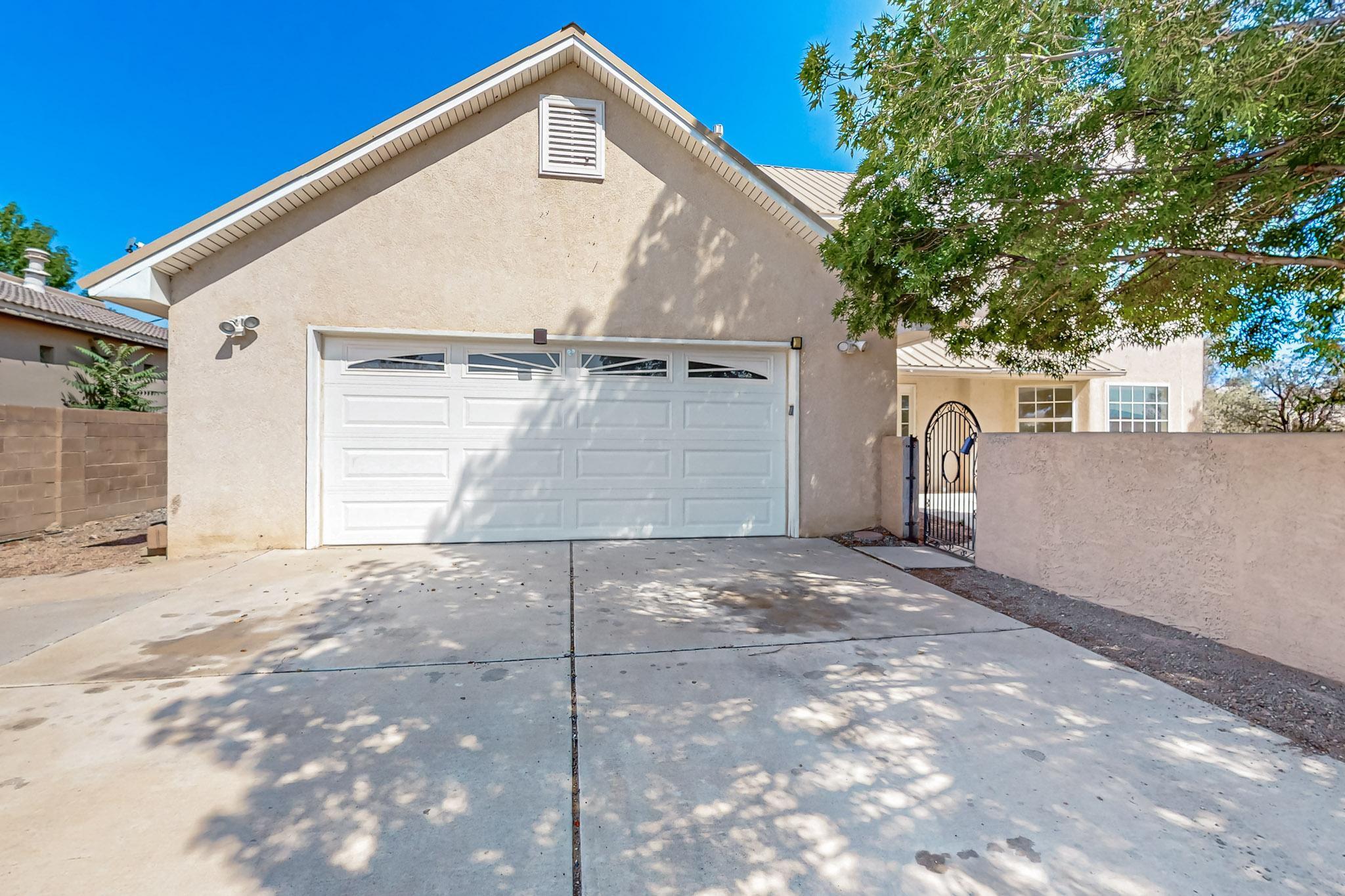 717 MONTERREY Road NE