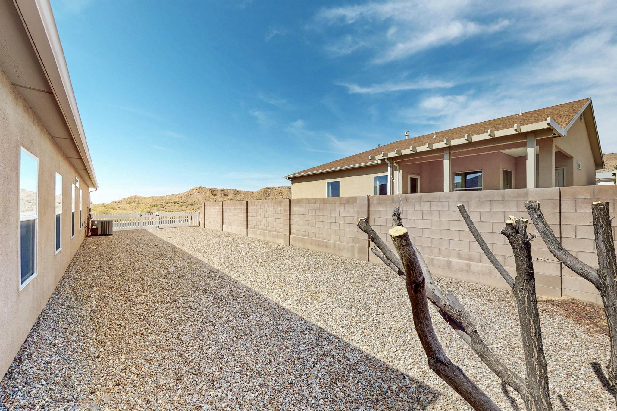 328 SUNRISE BLUFFS Drive