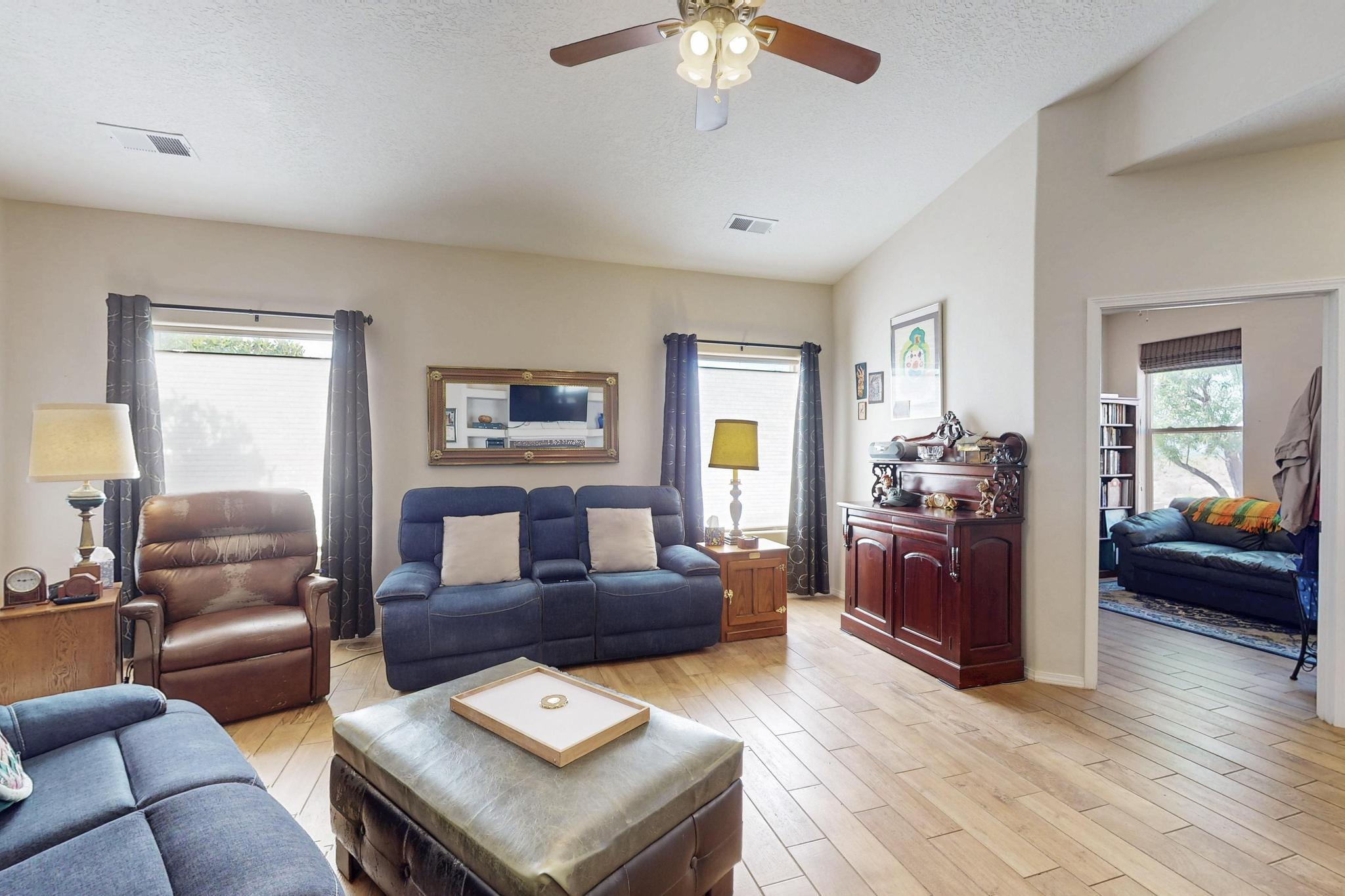 328 SUNRISE BLUFFS Drive