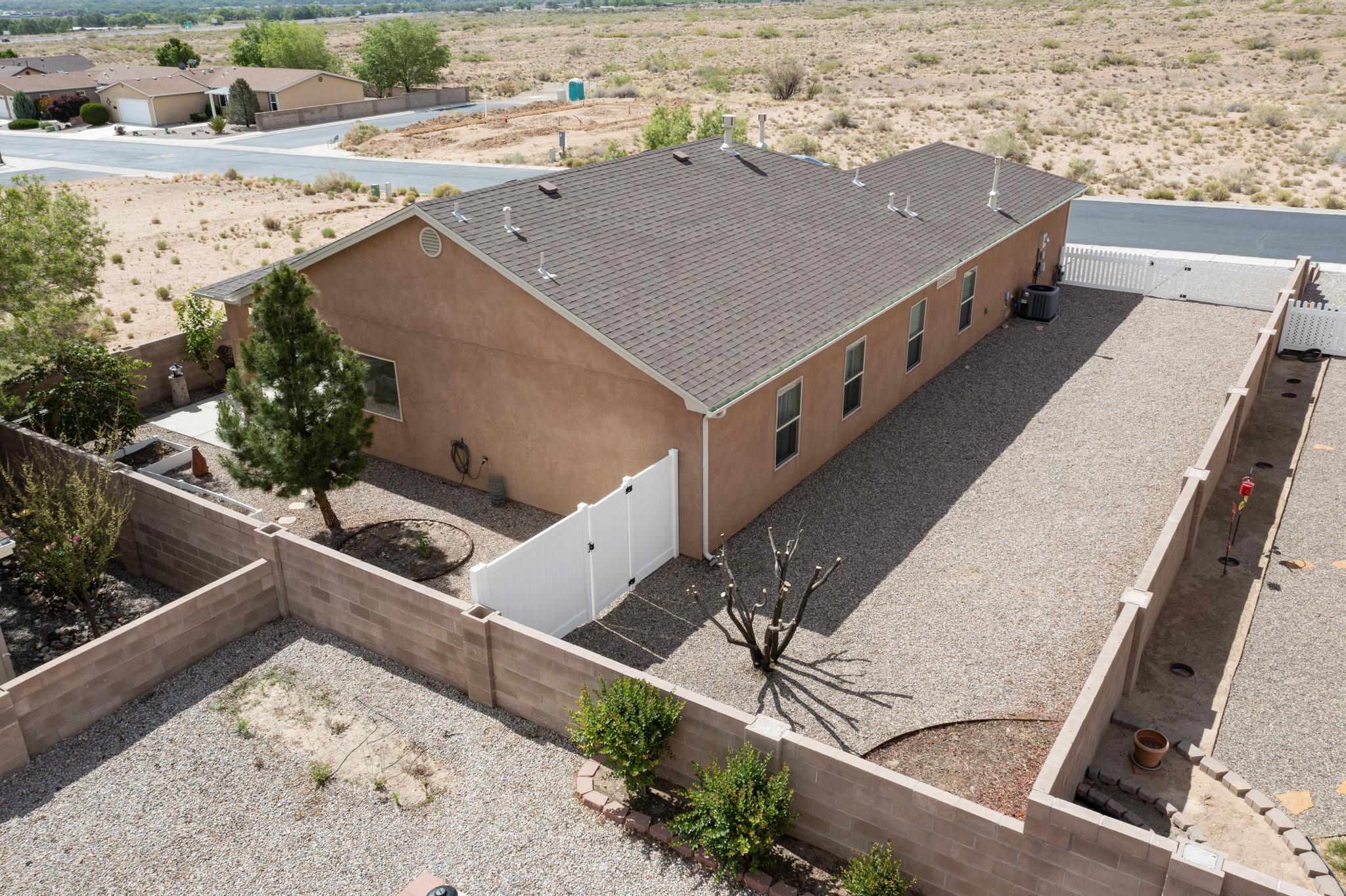 328 SUNRISE BLUFFS Drive