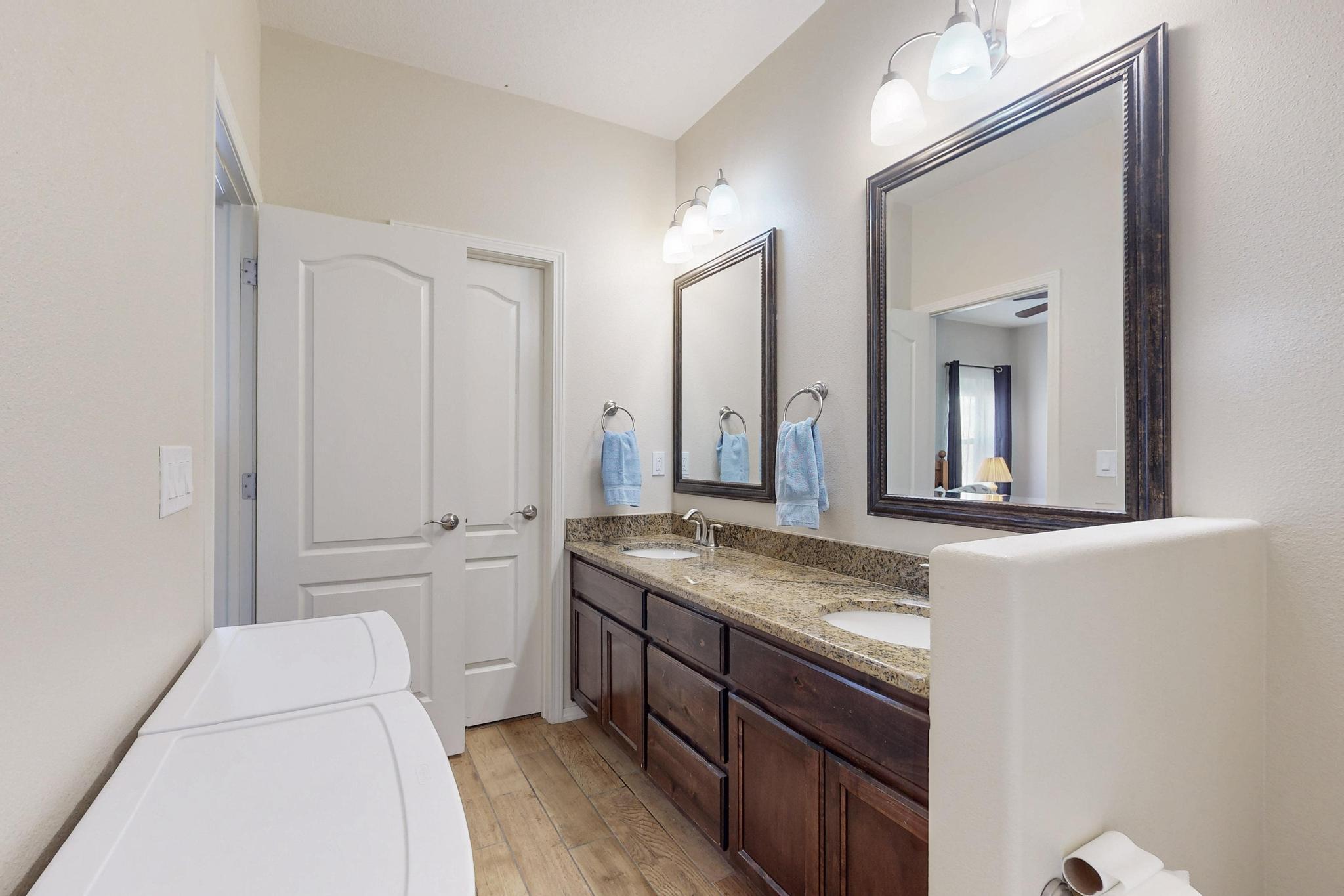 328 SUNRISE BLUFFS Drive