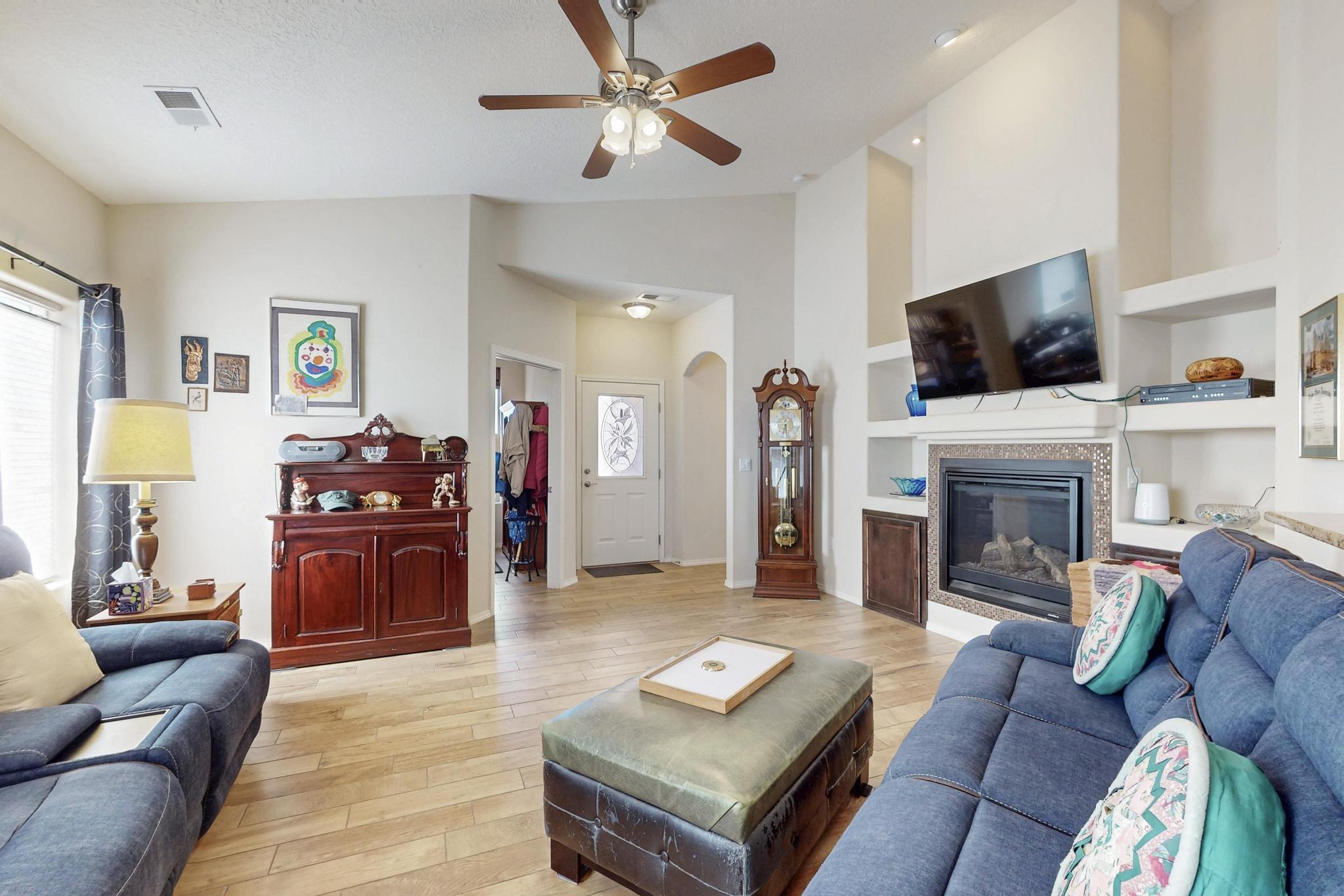 328 SUNRISE BLUFFS Drive