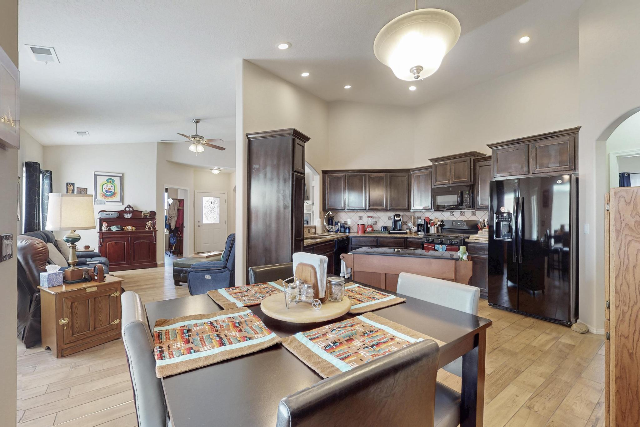 328 SUNRISE BLUFFS Drive
