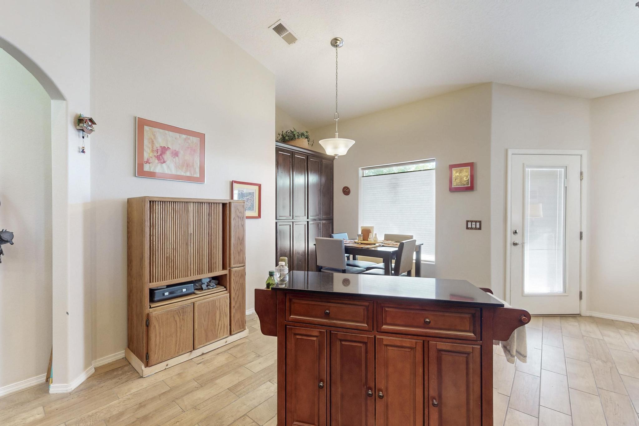 328 SUNRISE BLUFFS Drive