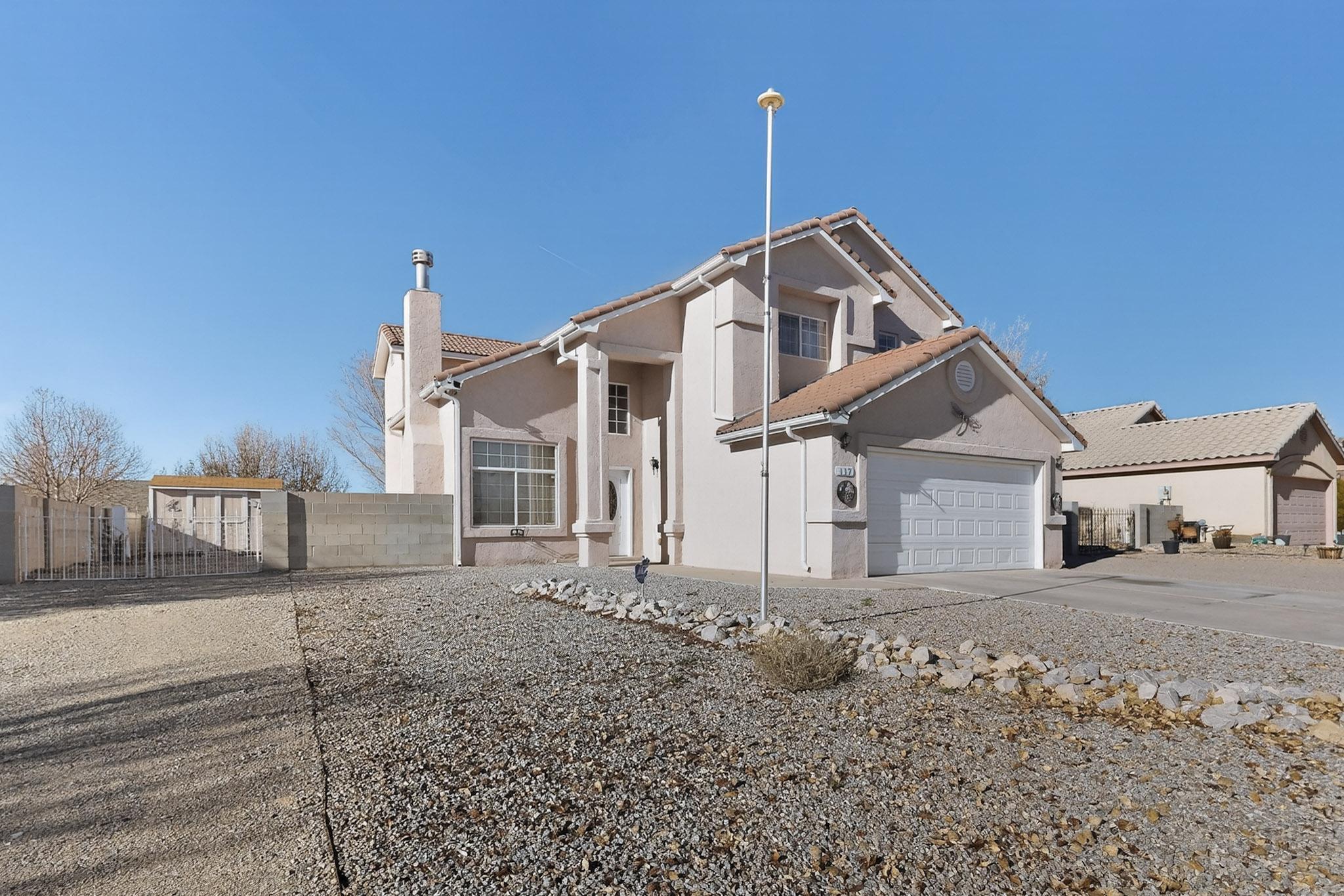 117 EL MUNDO Road