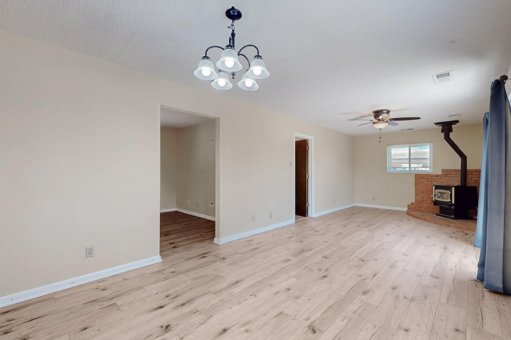 508 San Juan De Rio Drive SE