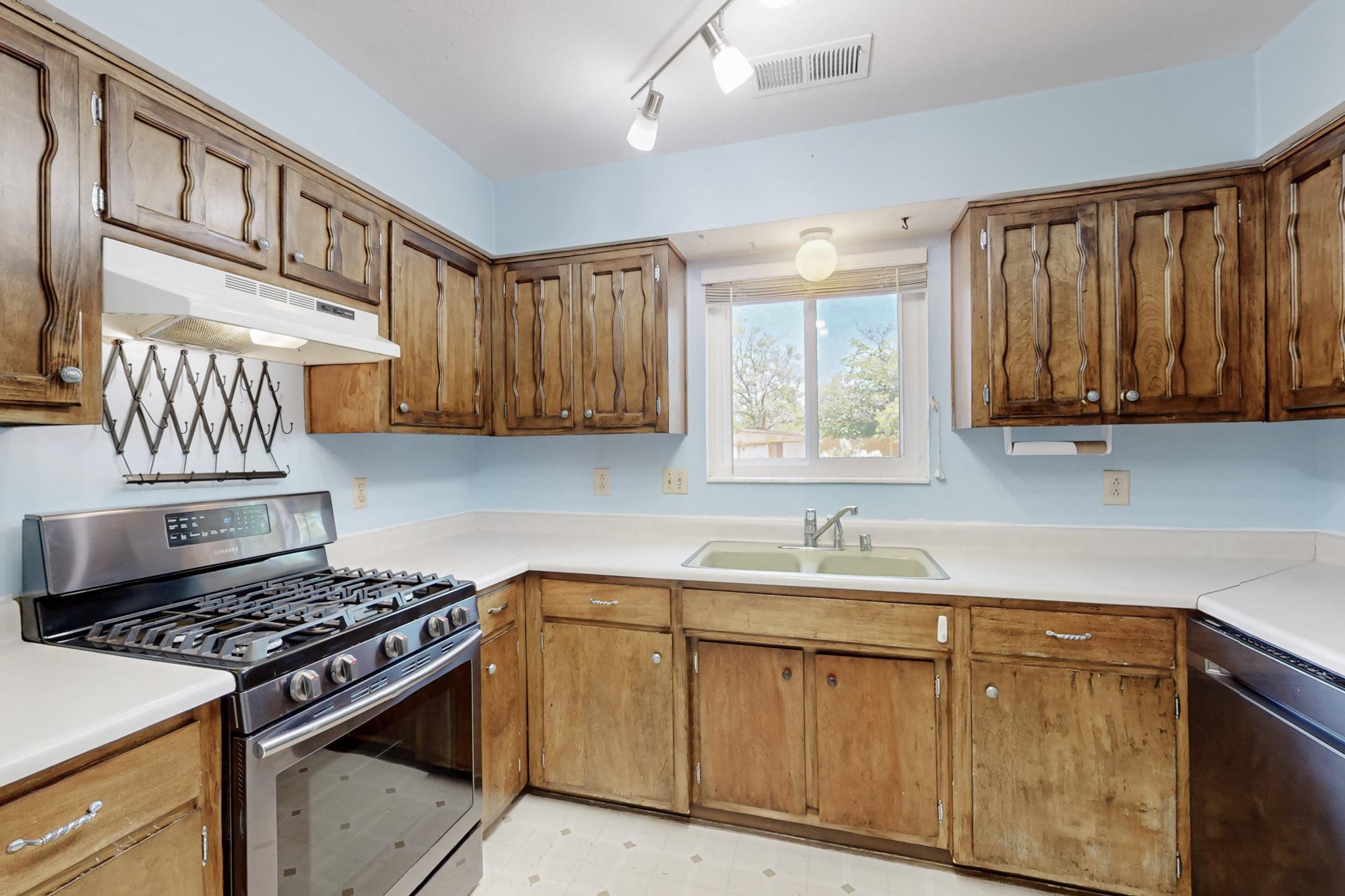 508 San Juan De Rio Drive SE