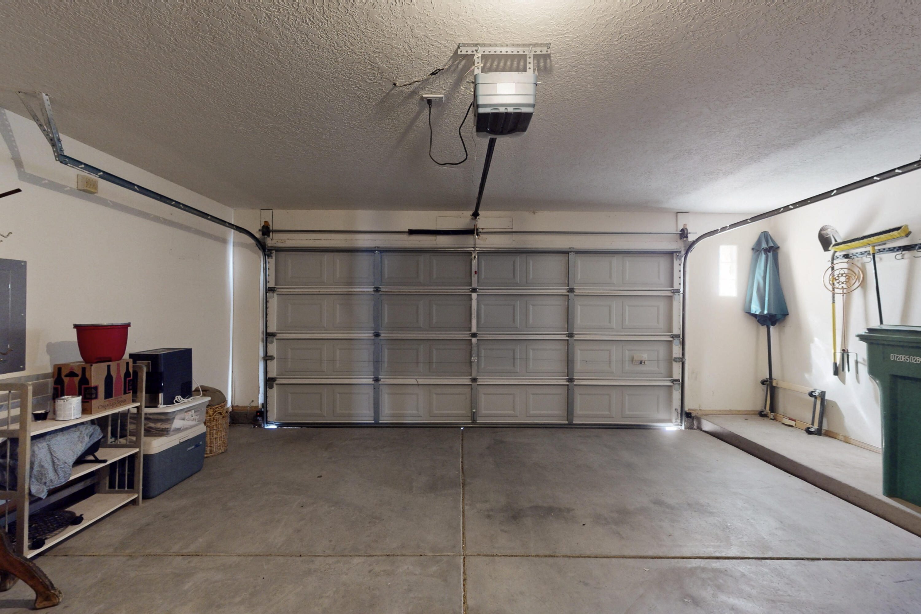 653 RENAISSANCE Loop SE