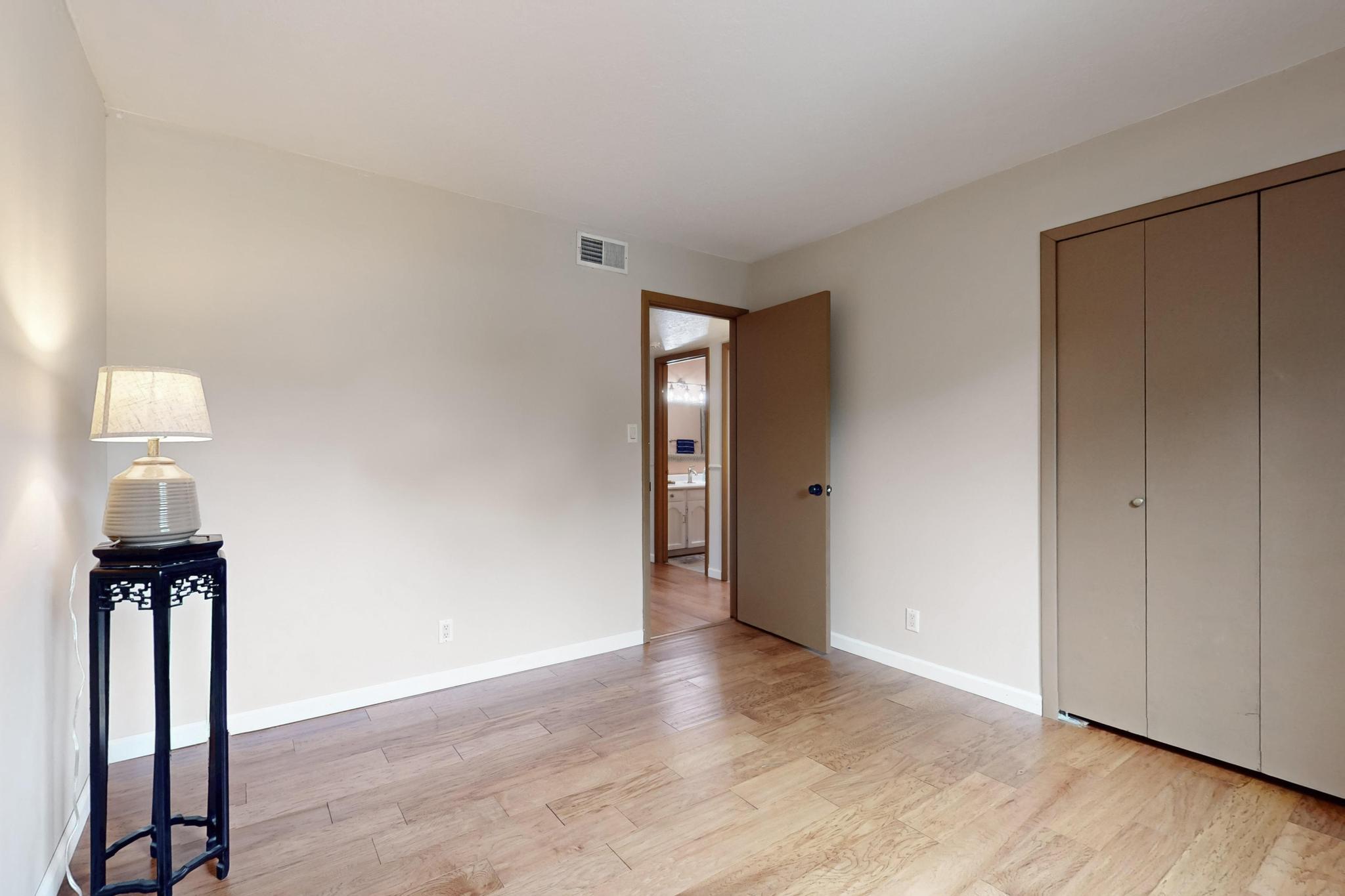 11108 HAGEN Road NE
