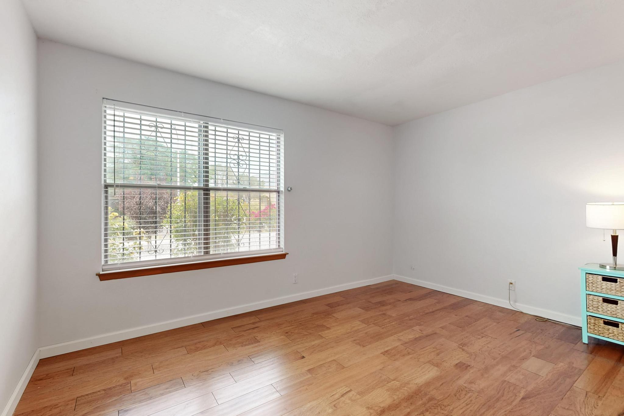 11108 HAGEN Road NE