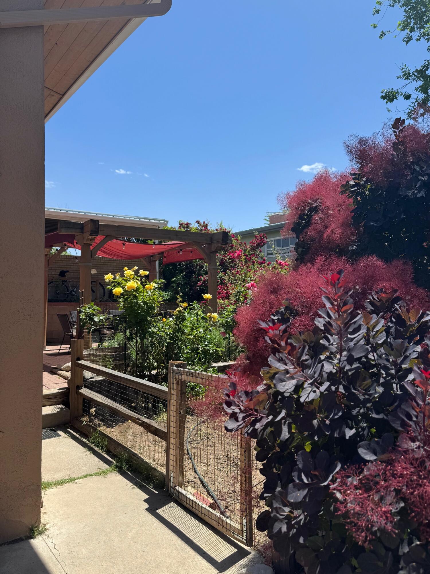 1835 SOLANO Drive NE