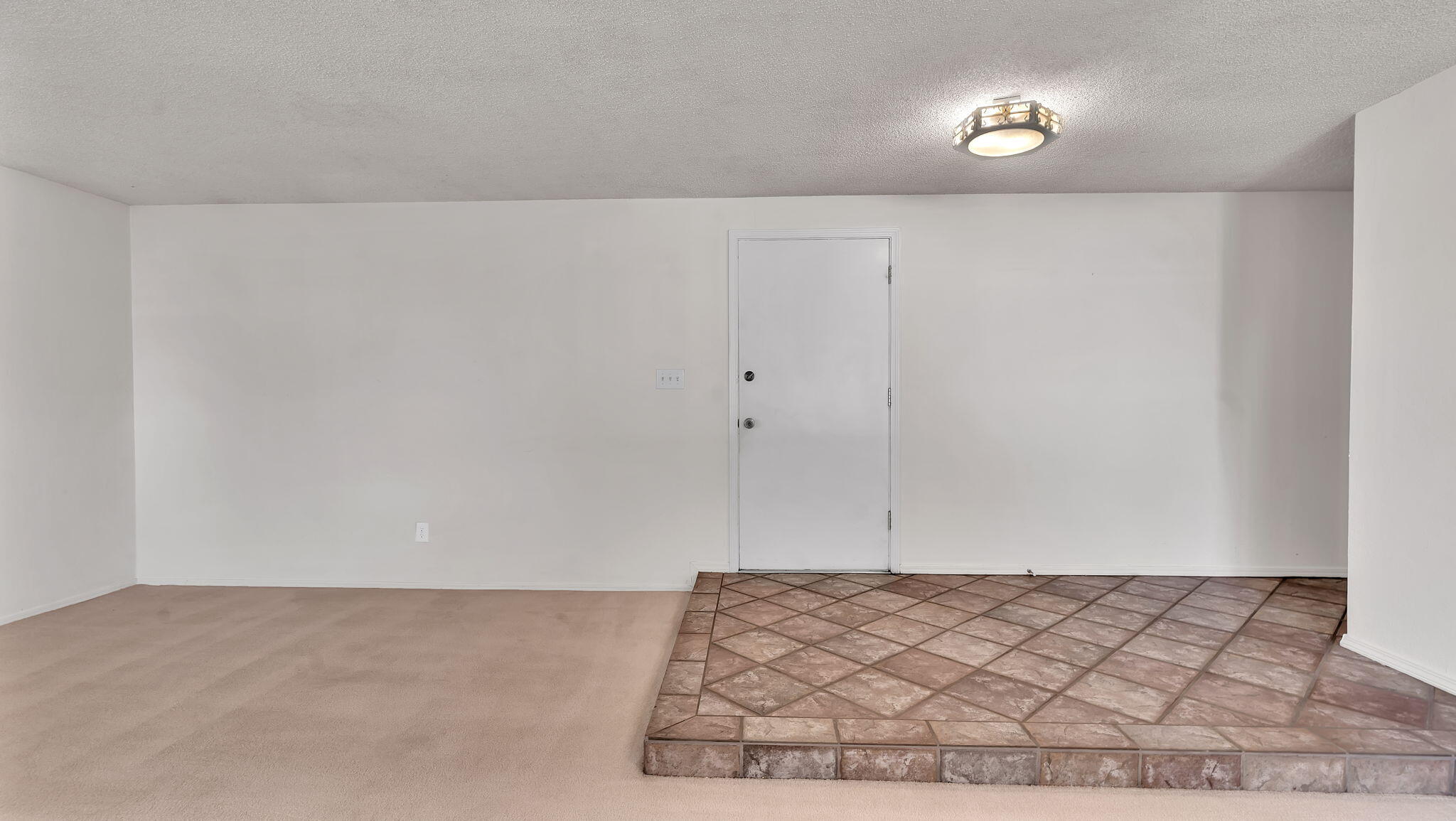 6600 AVENIDA LA COSTA NE