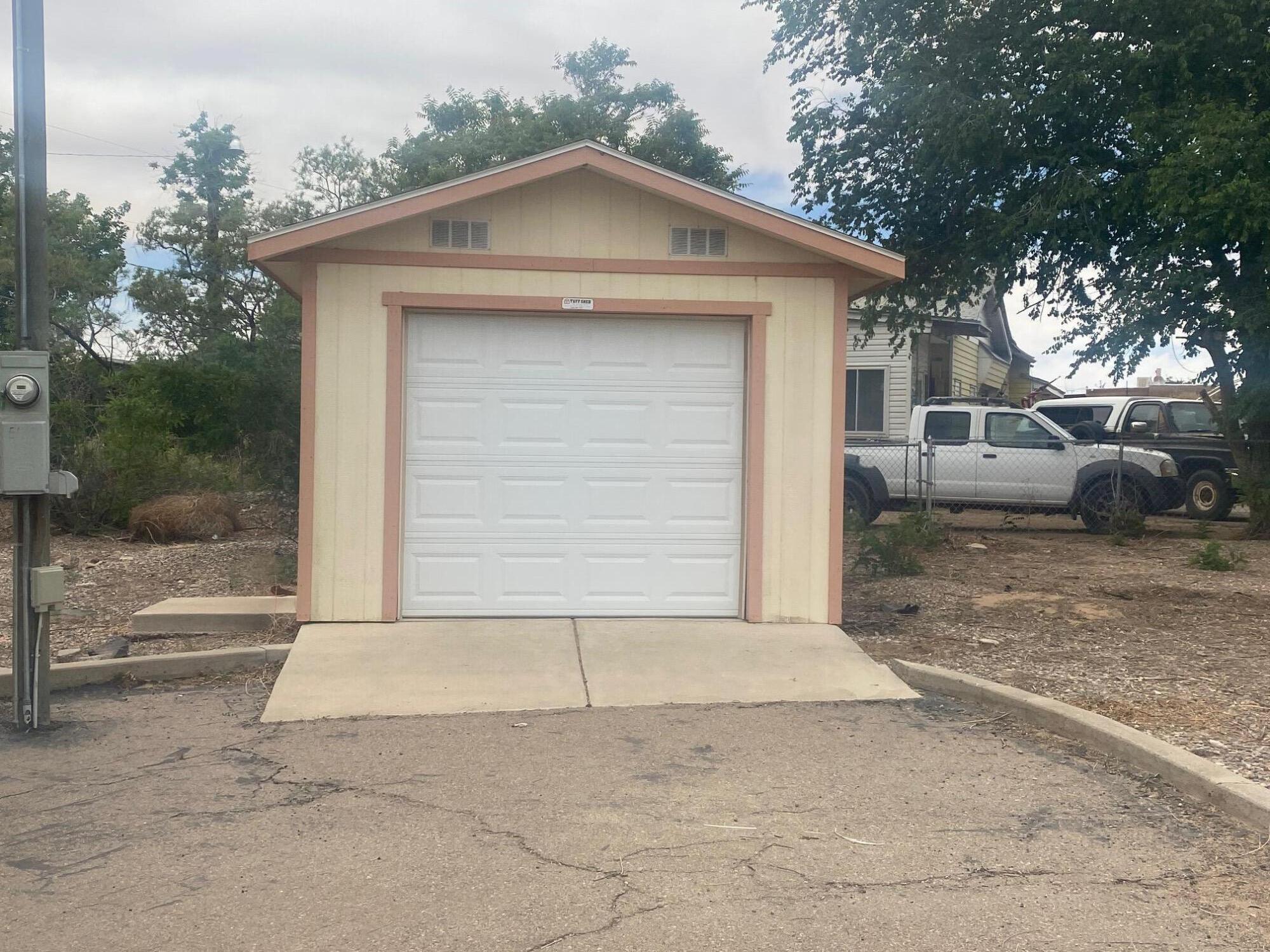 5410 BROSMAN Avenue SW