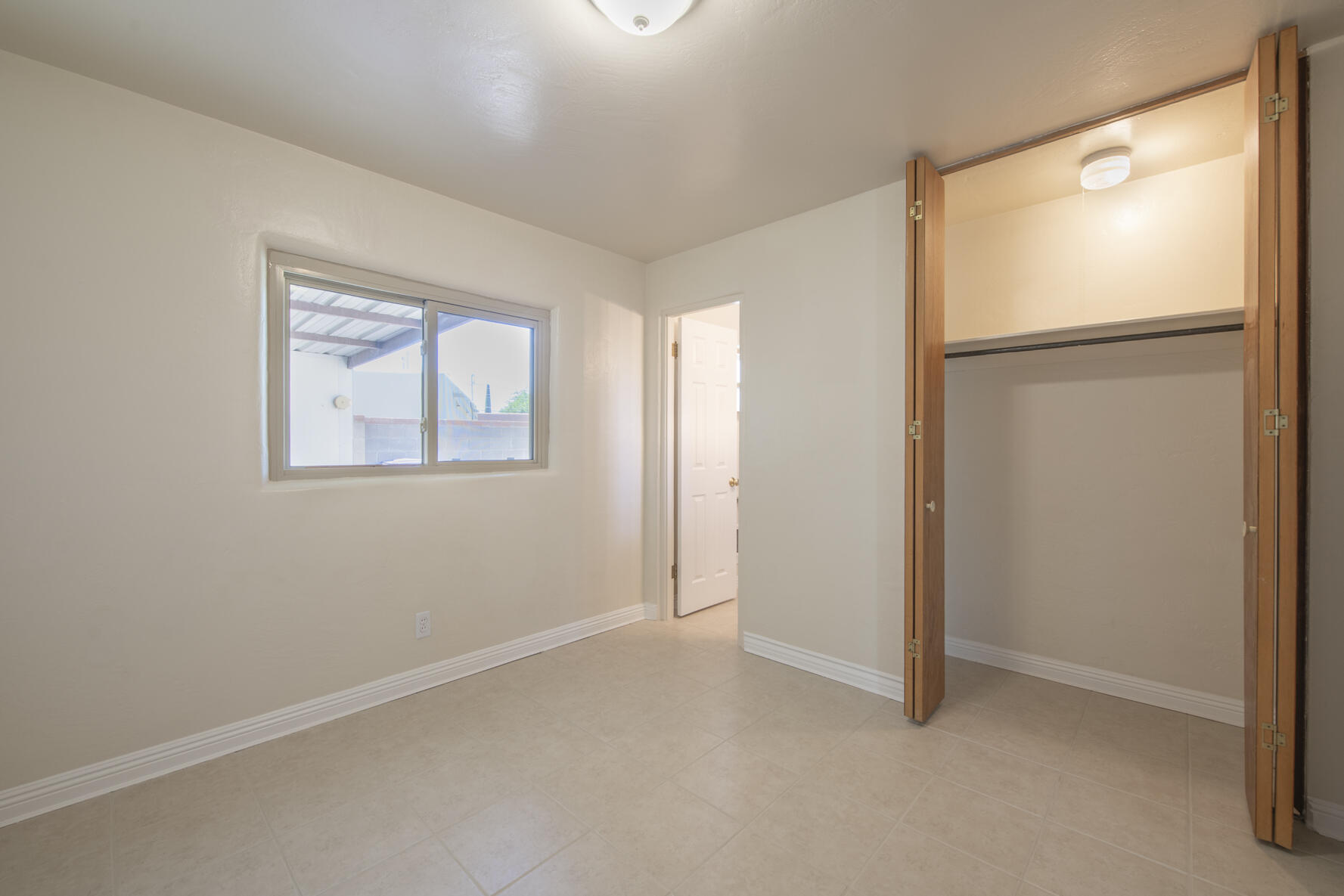 3027 GENERAL CHENNAULT Street NE