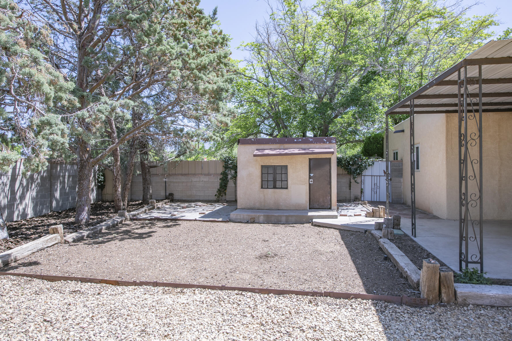 3027 GENERAL CHENNAULT Street NE