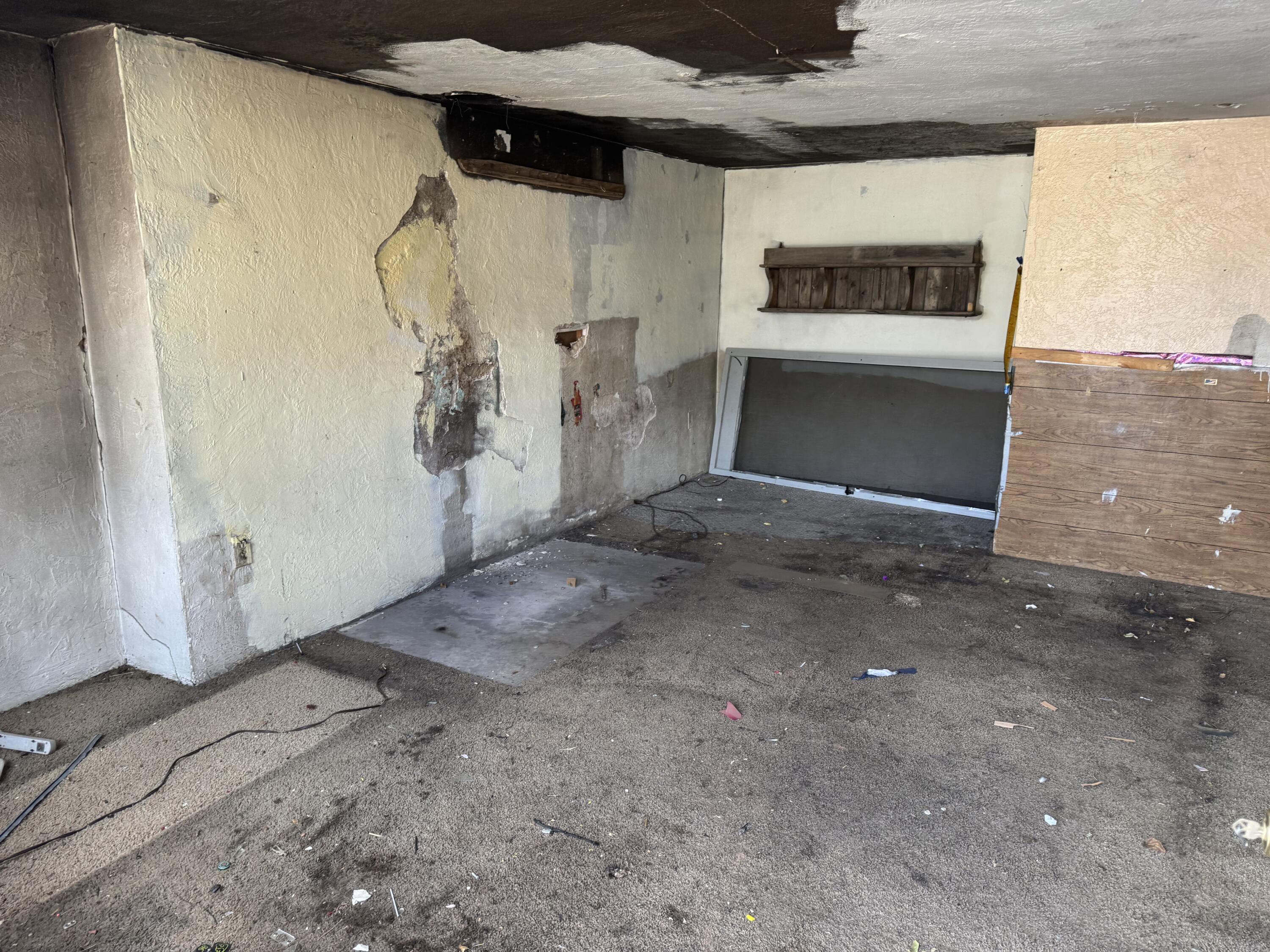 11 ALEJANDRO Road NE