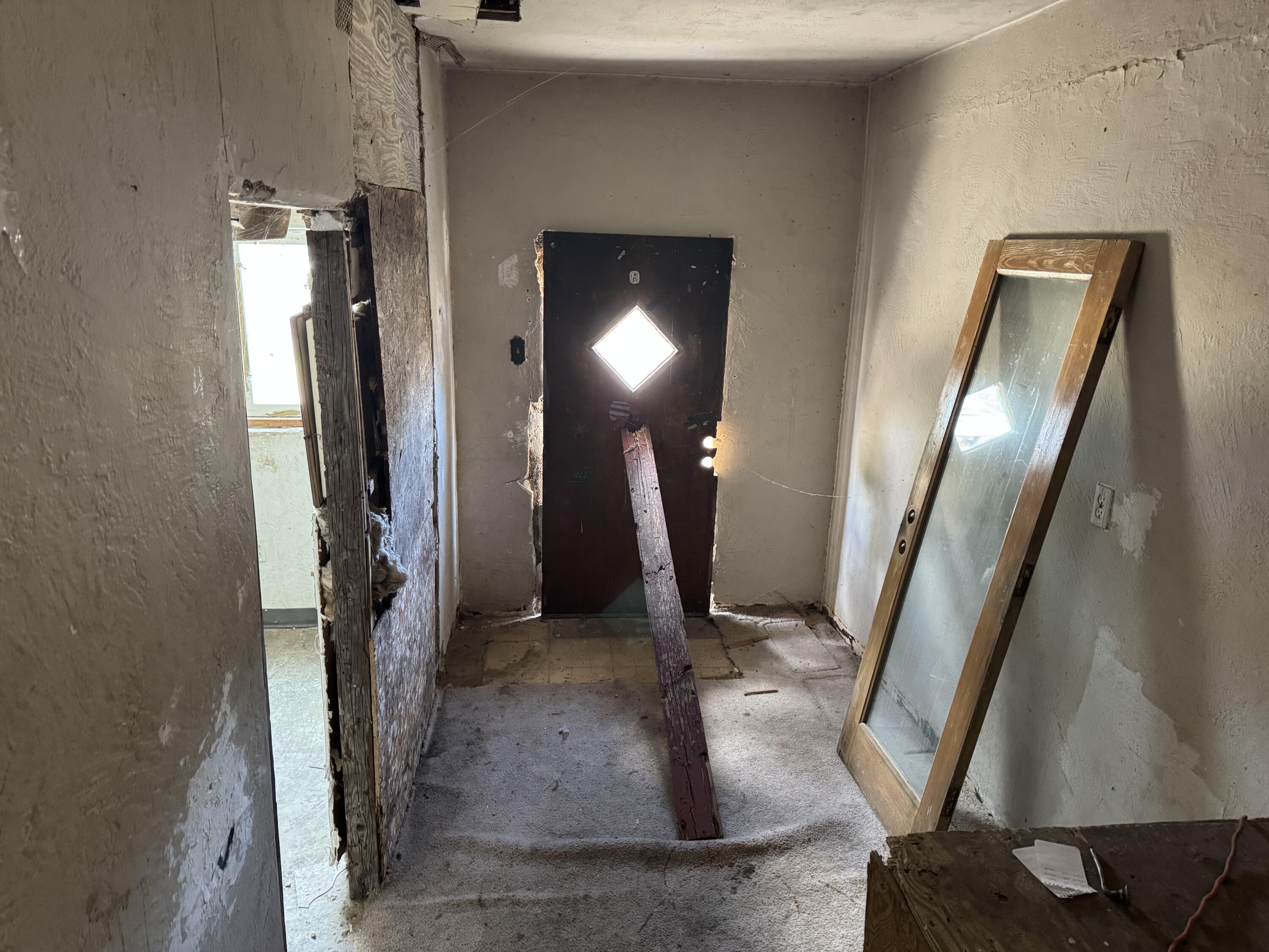 11 ALEJANDRO Road NE