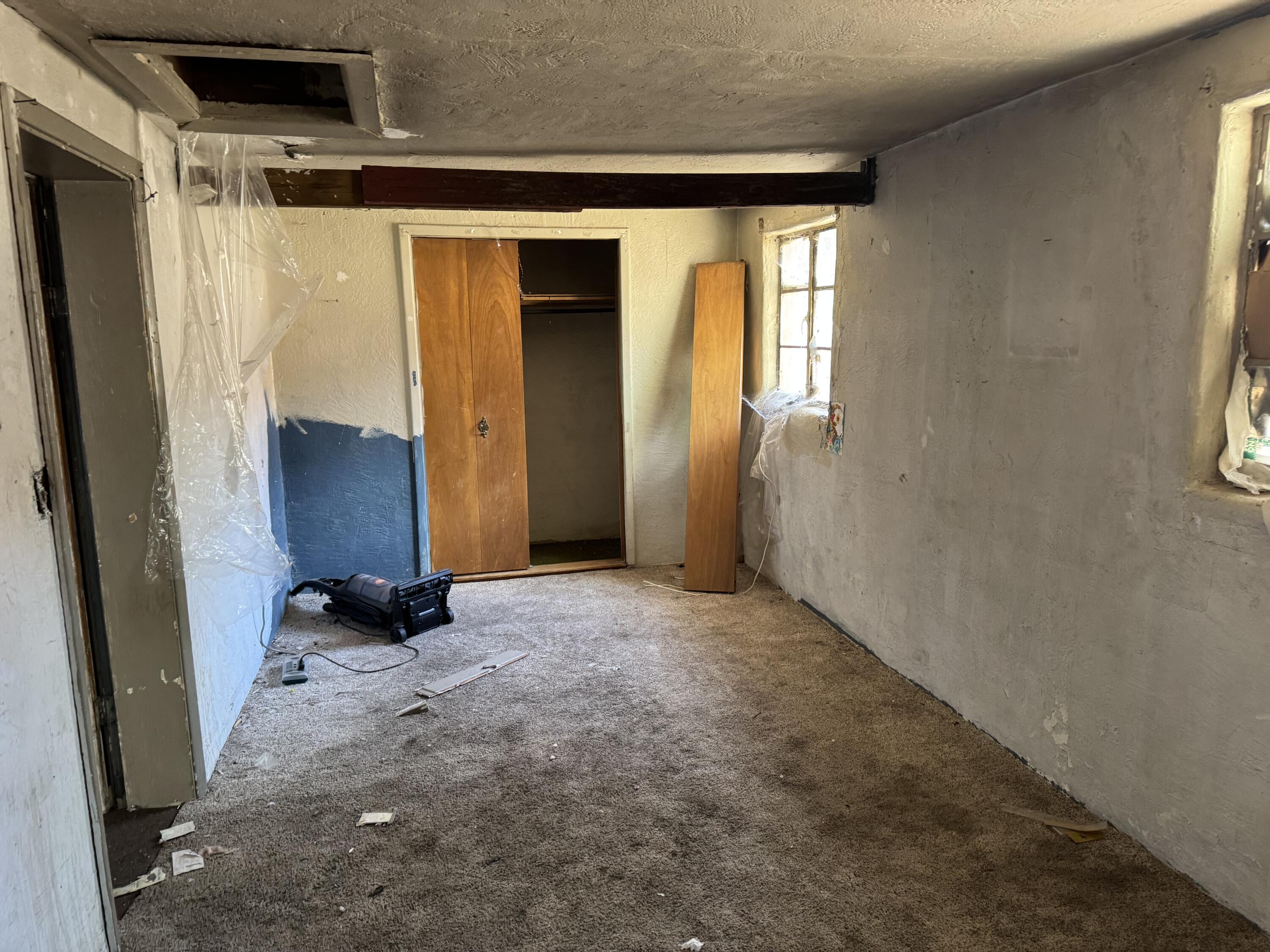 11 ALEJANDRO Road NE