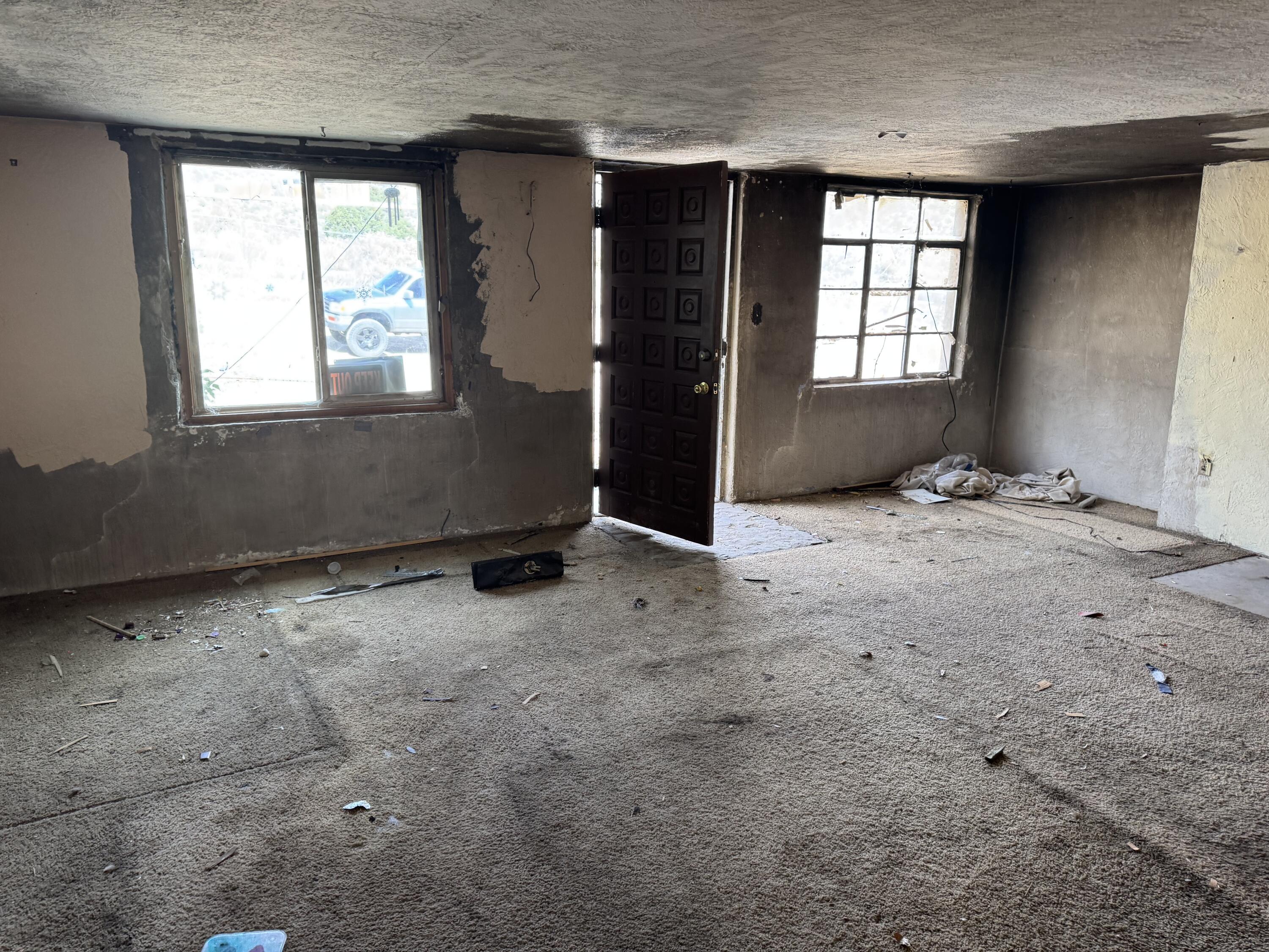 11 ALEJANDRO Road NE