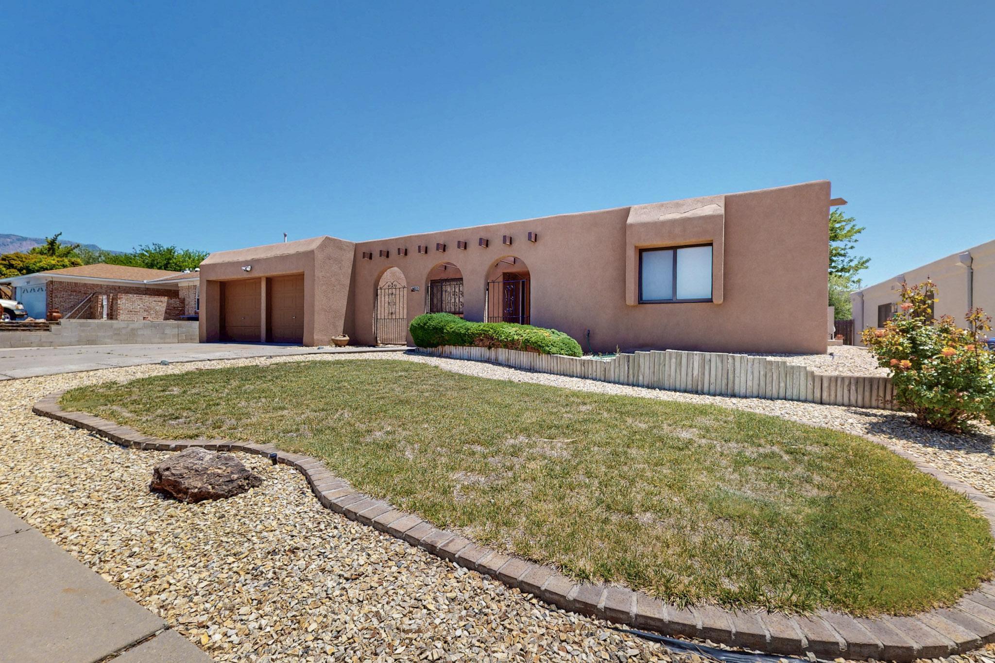 9612 AVENIDA DE LA LUNA NE
