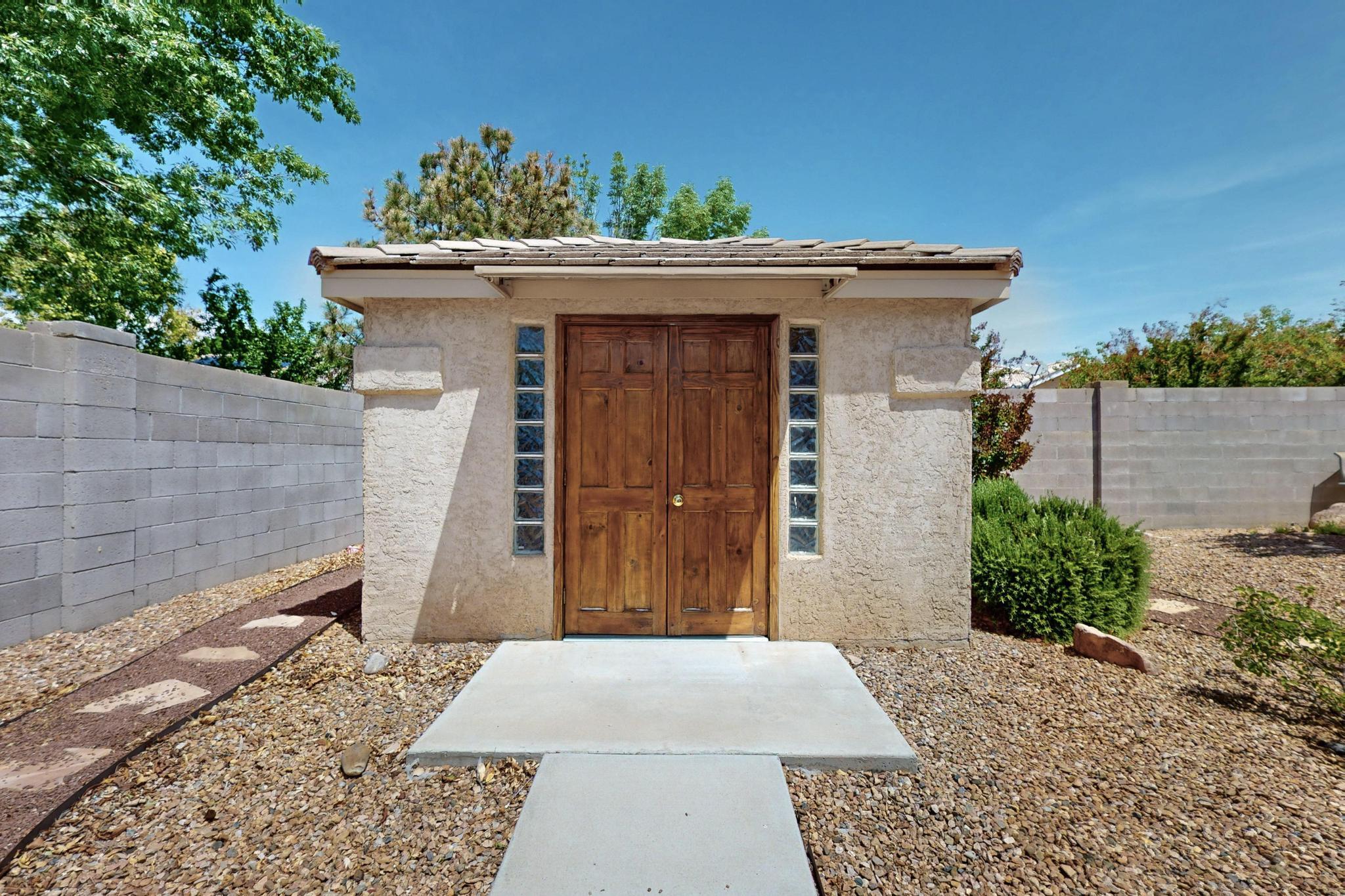 3933 AUGUSTA Drive SE