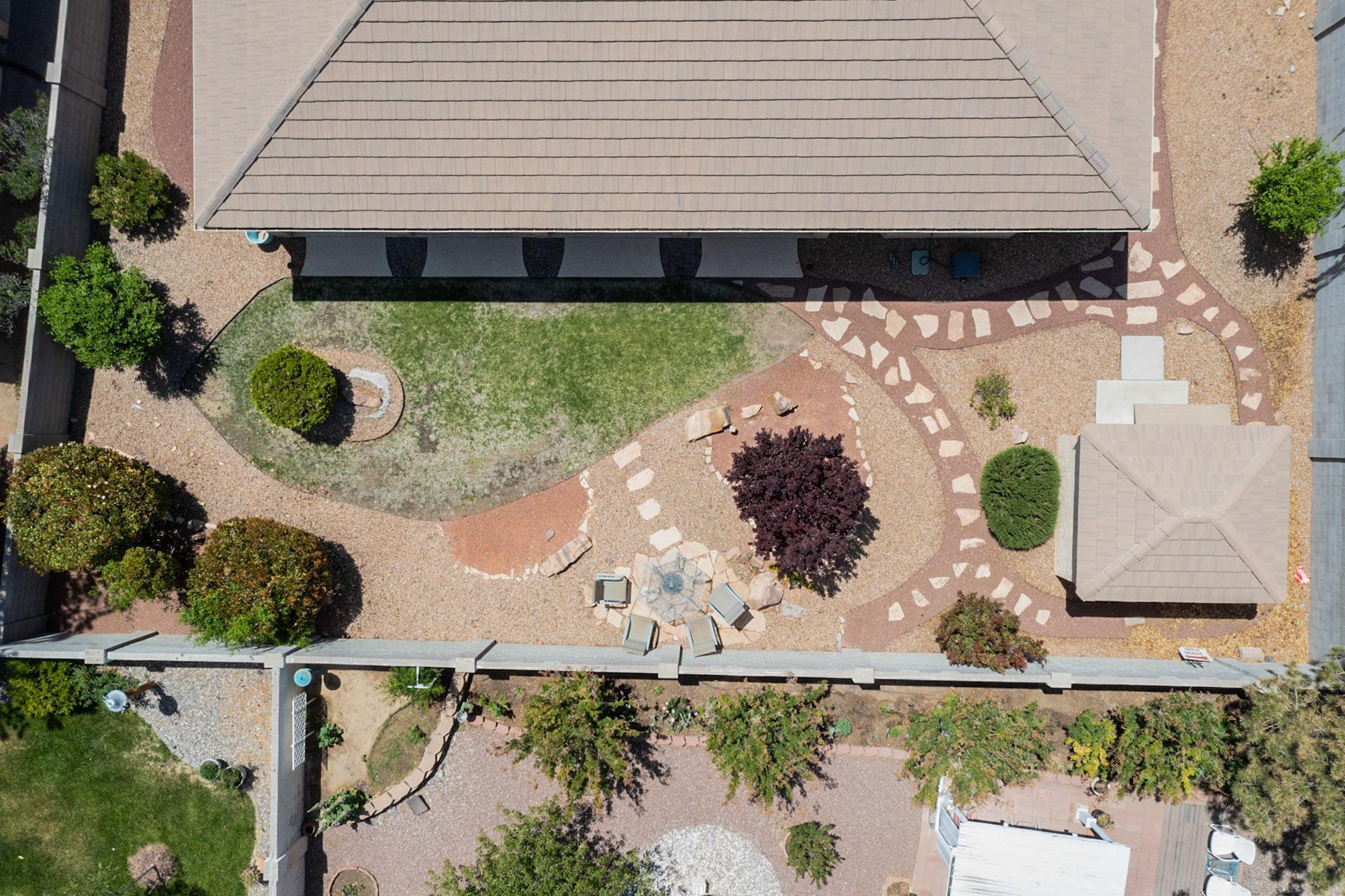 3933 AUGUSTA Drive SE