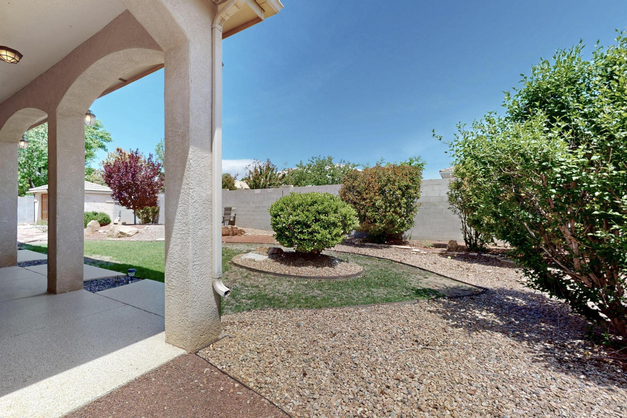 3933 AUGUSTA Drive SE