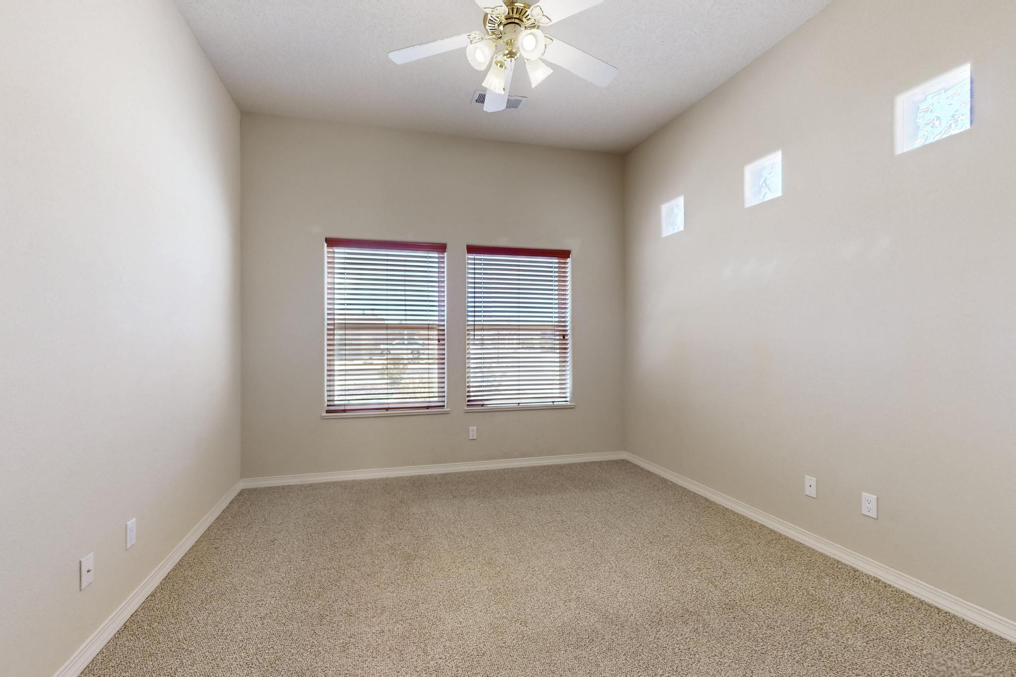 3933 AUGUSTA Drive SE