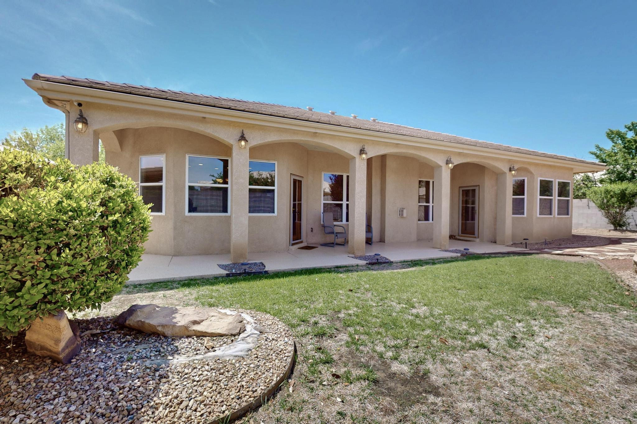 3933 AUGUSTA Drive SE