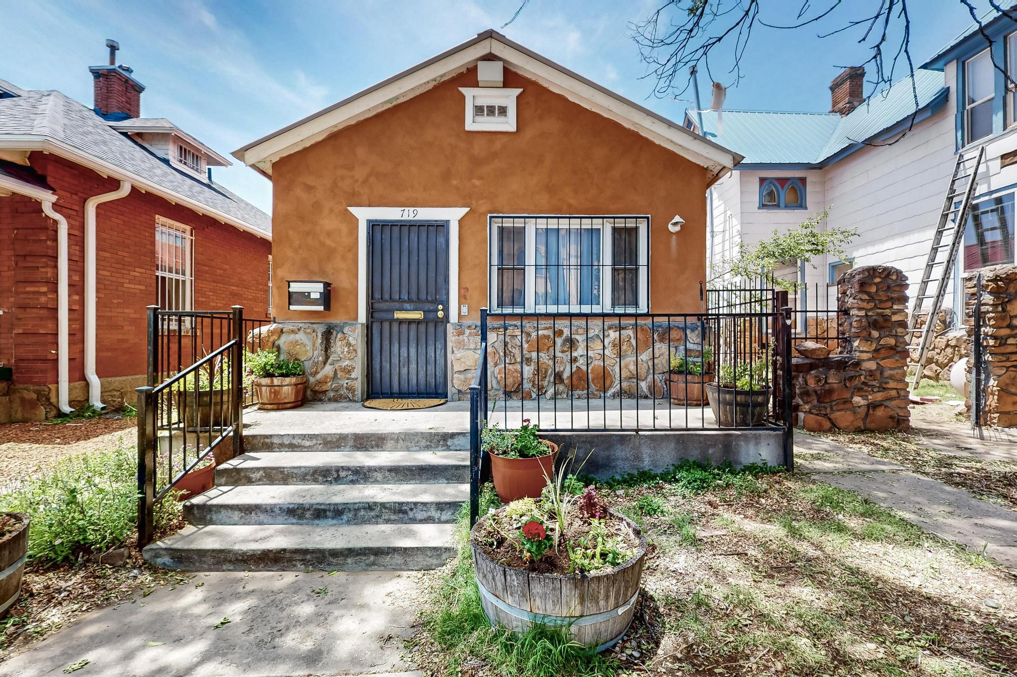 719 6TH Street