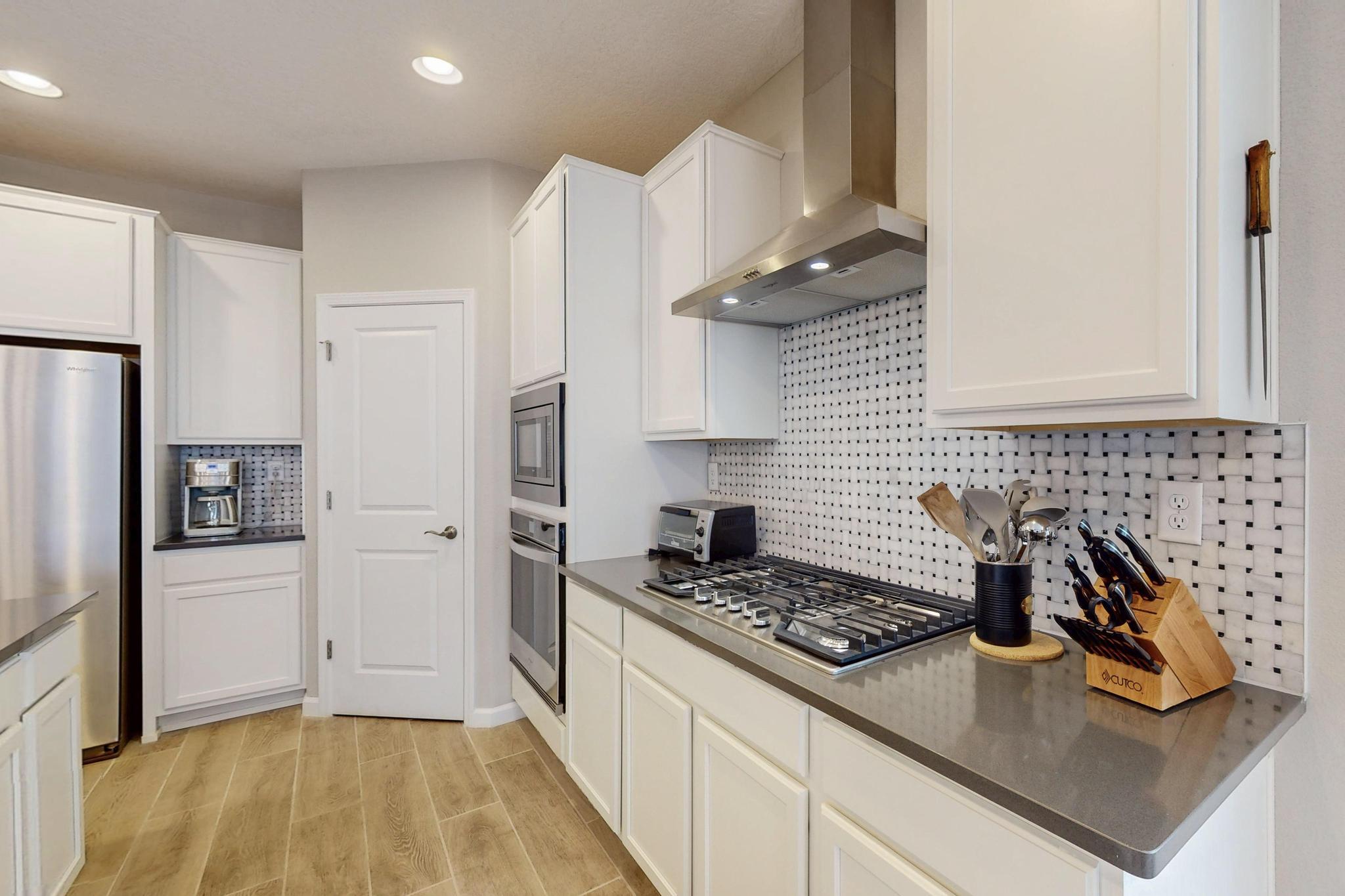 12108 ECHO VALLEY Lane NW