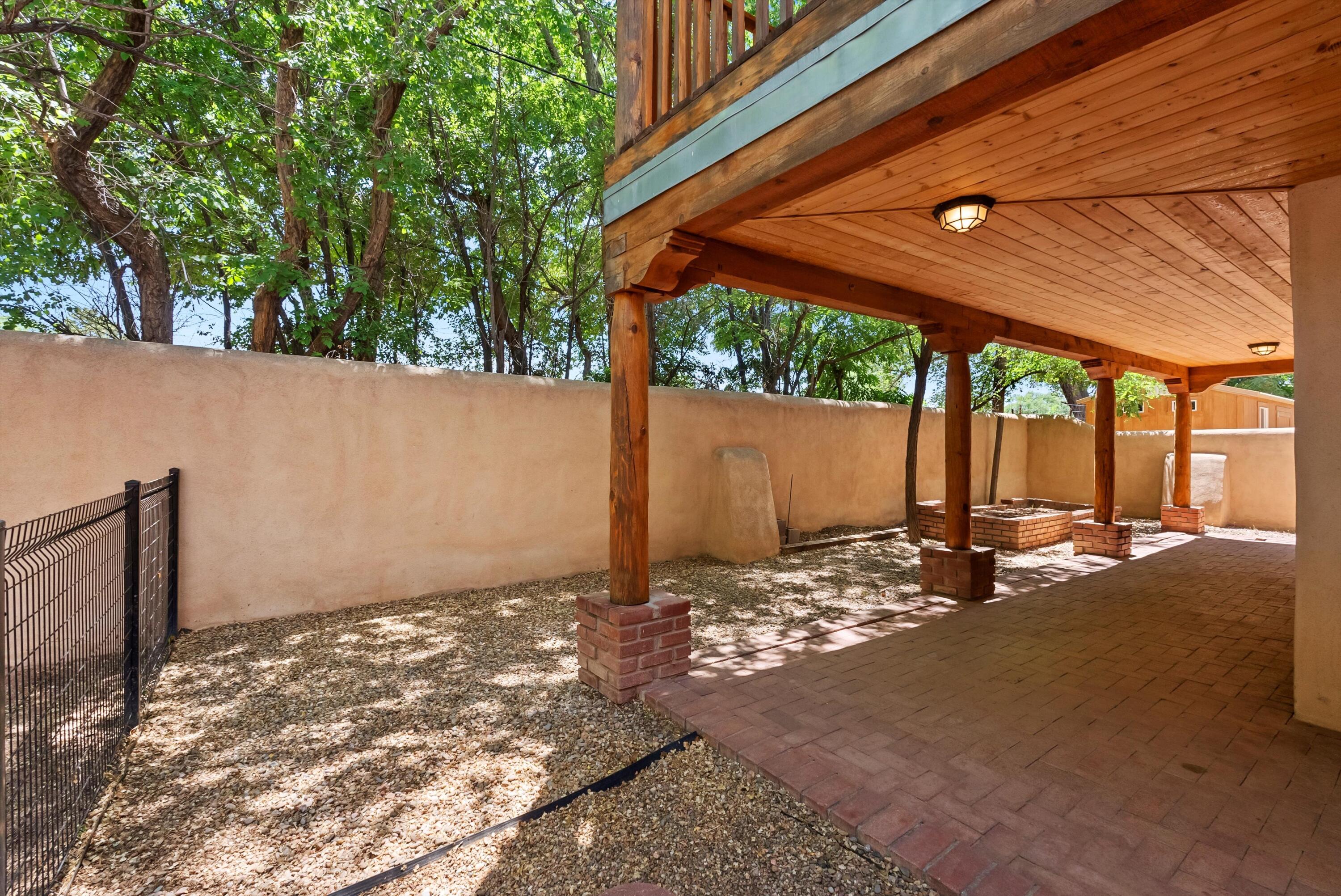2216 MARIE Place NW