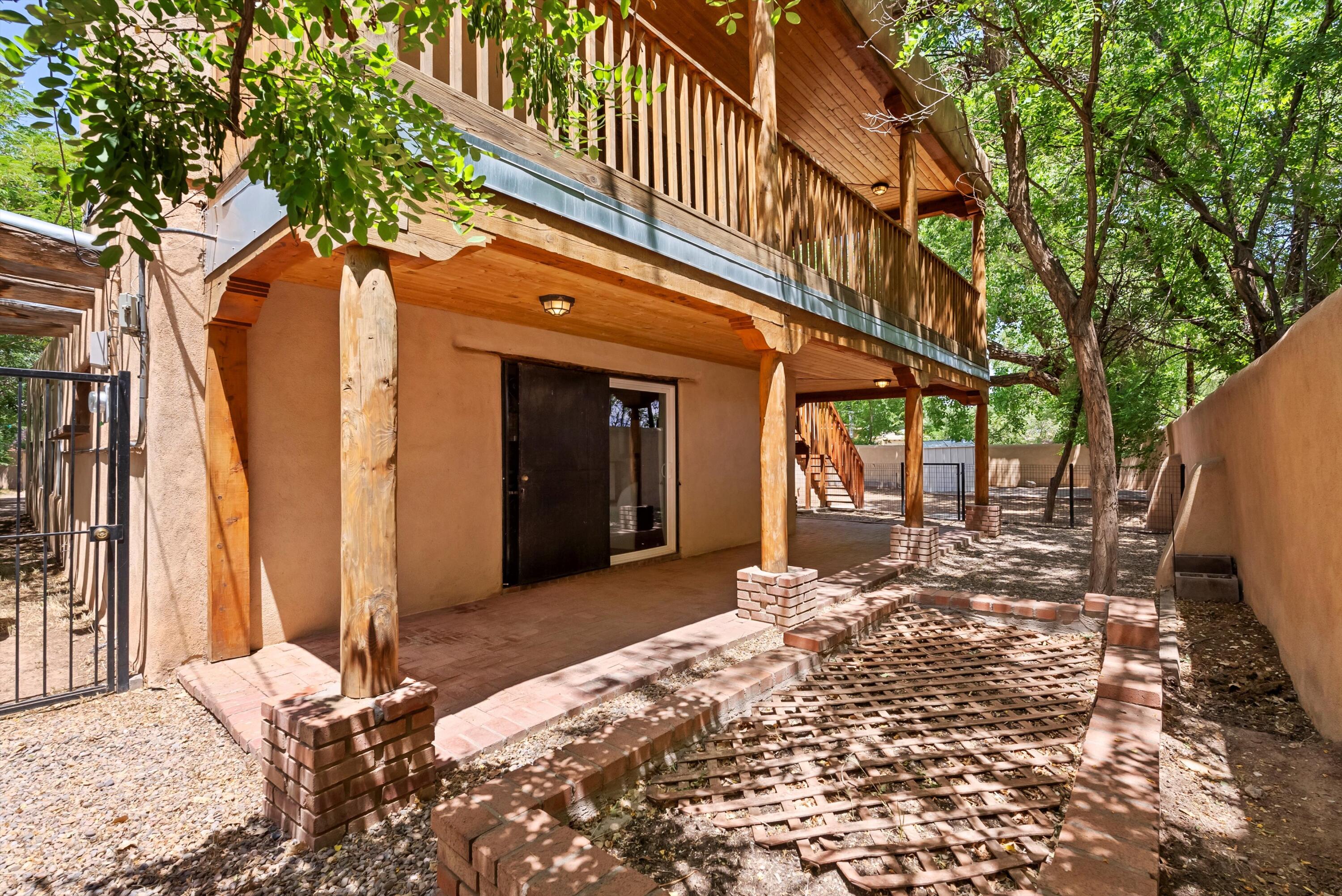 2216 MARIE Place NW