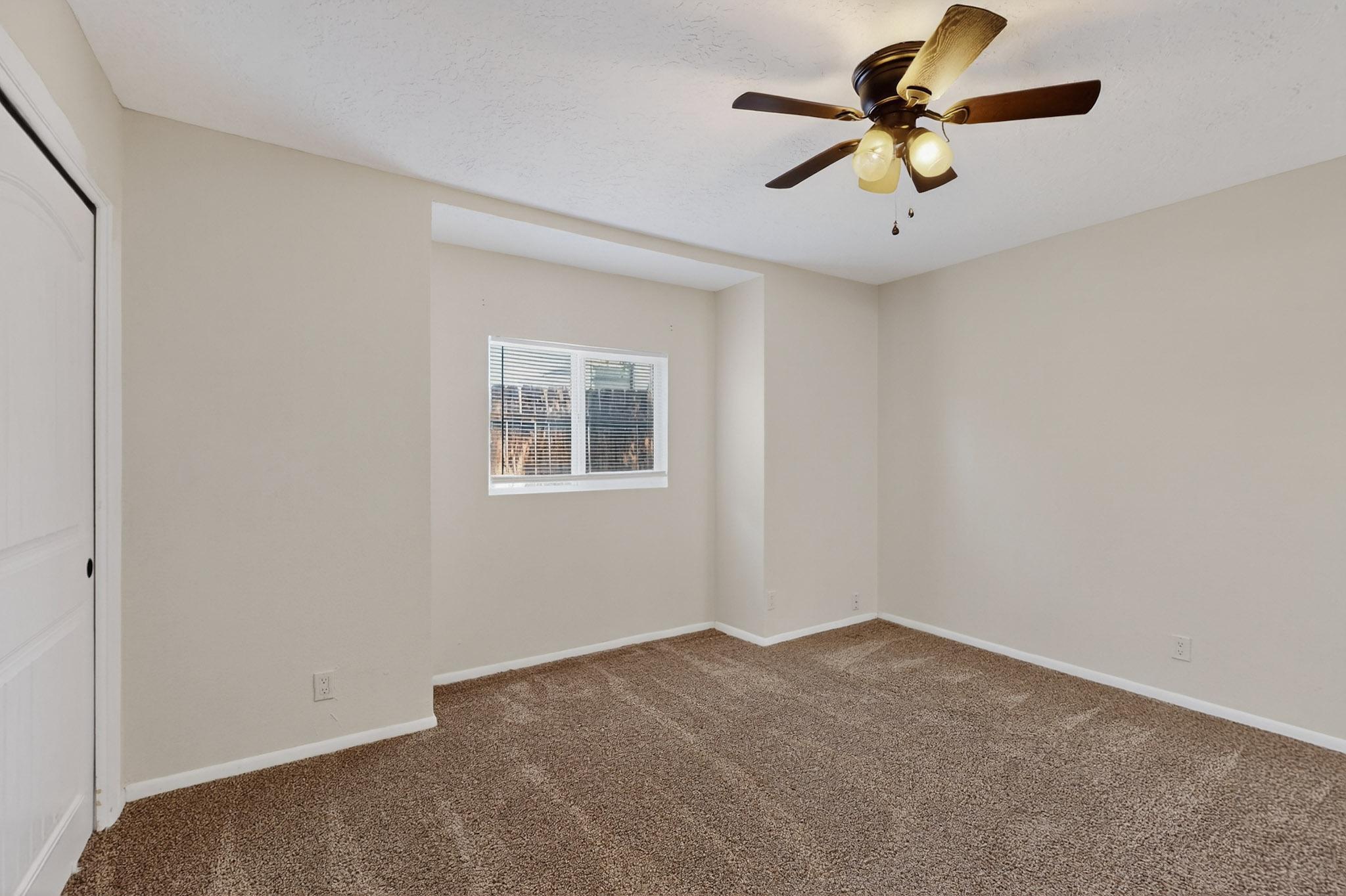 5644 DRAKE Avenue NW