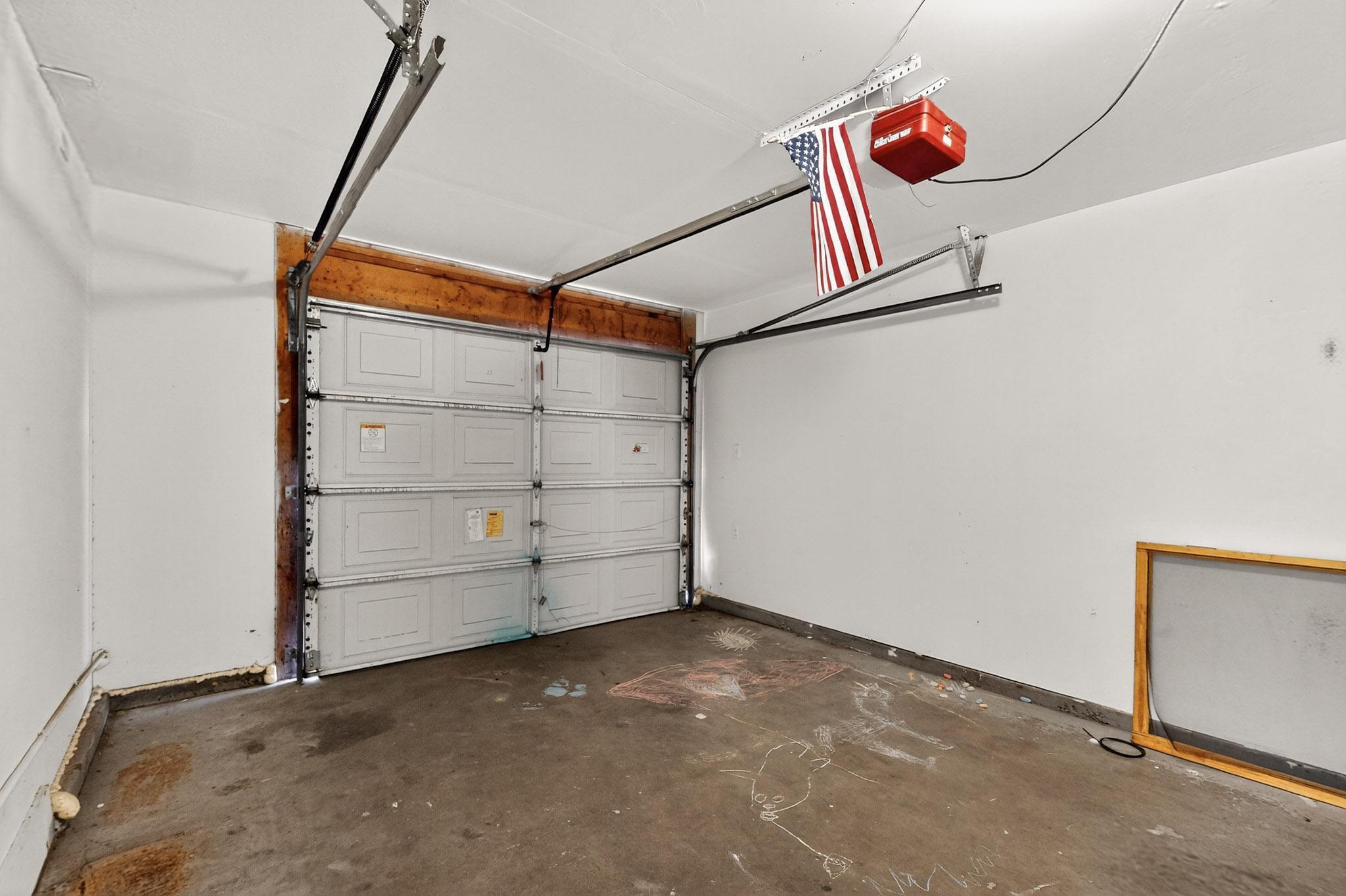 5644 DRAKE Avenue NW